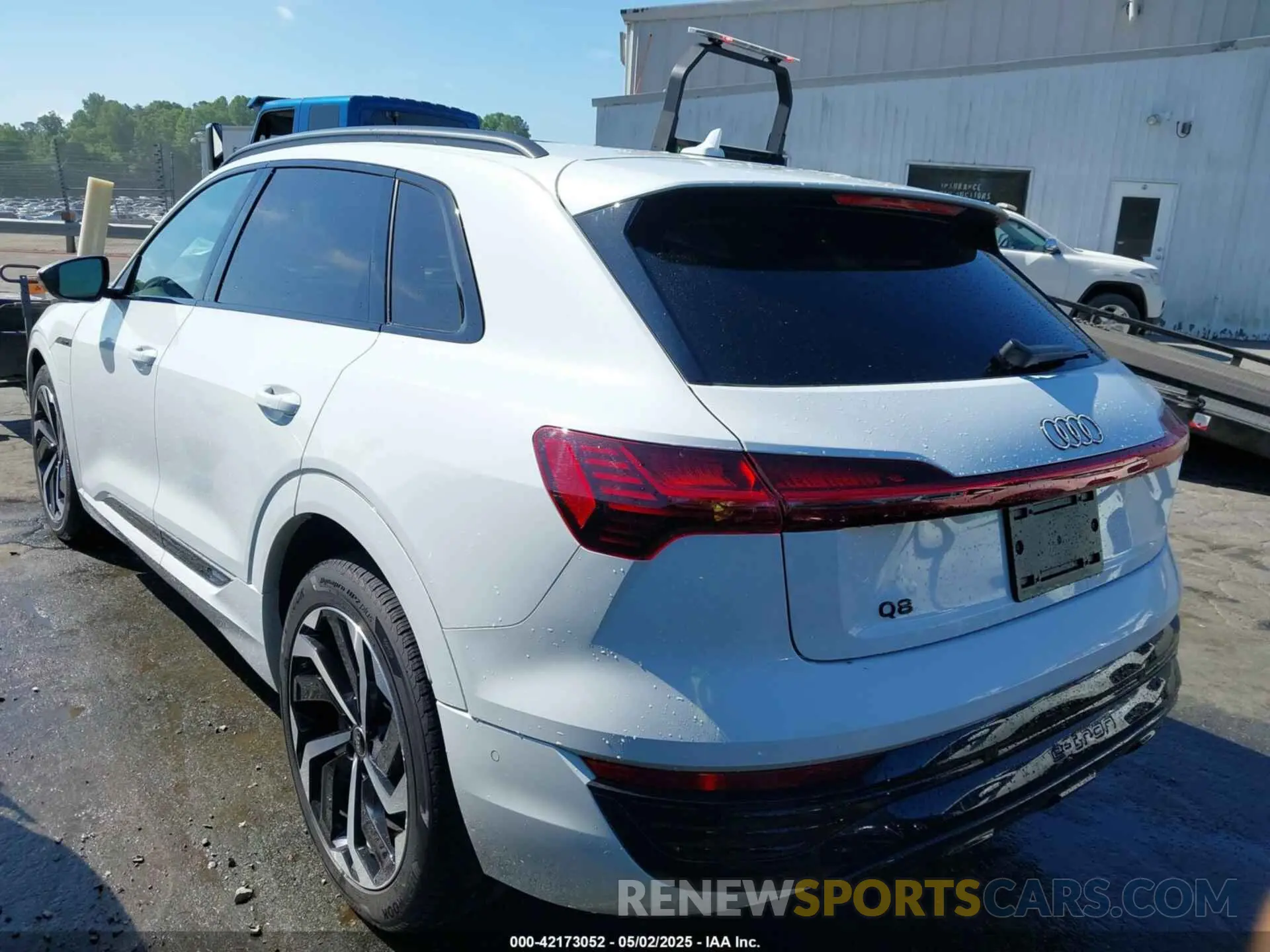 3 Photograph of a damaged car WA16AAGE9RB036425 AUDI Q8 E-TRON 2024