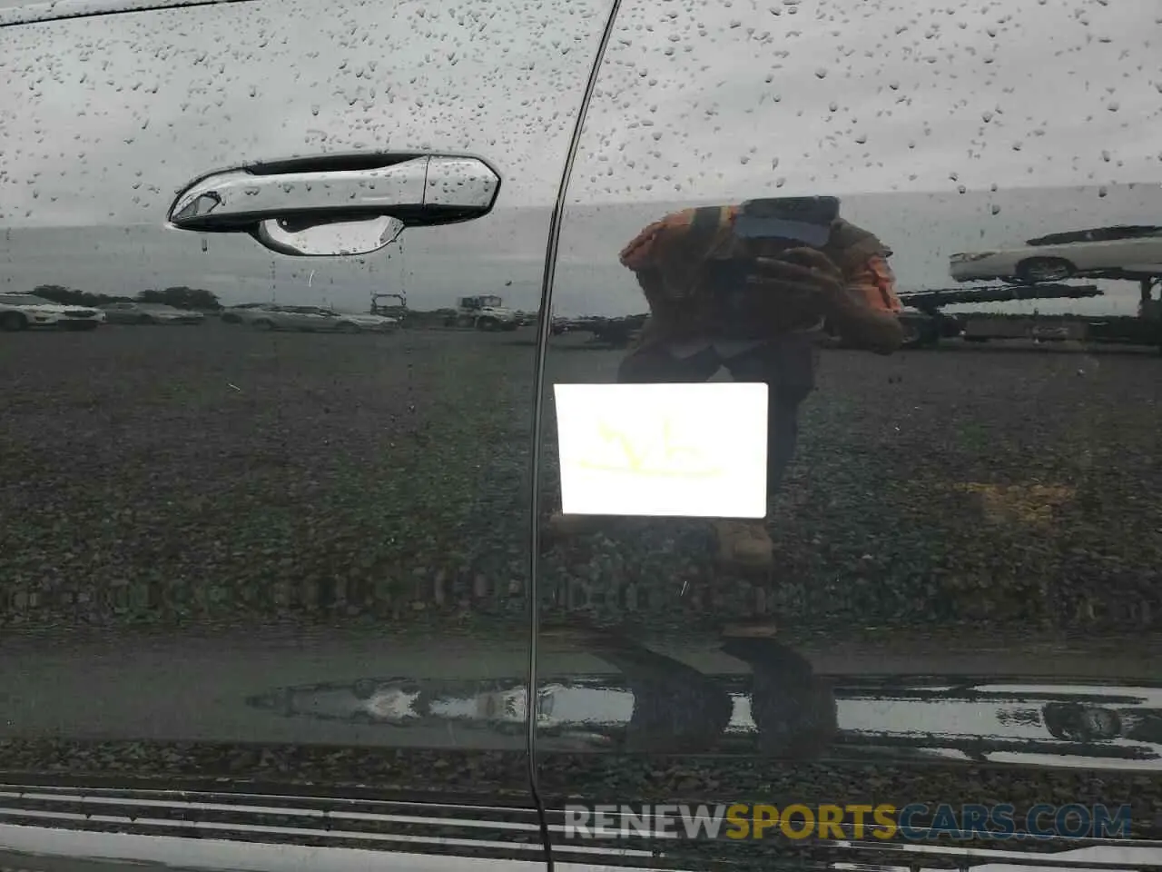 12 Photograph of a damaged car WA16ABGE0RB007398 AUDI Q8 E-TRON 2024