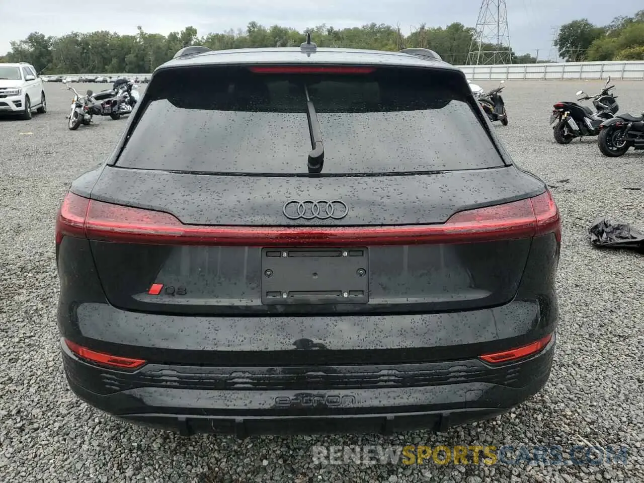6 Photograph of a damaged car WA16ABGE0RB007398 AUDI Q8 E-TRON 2024