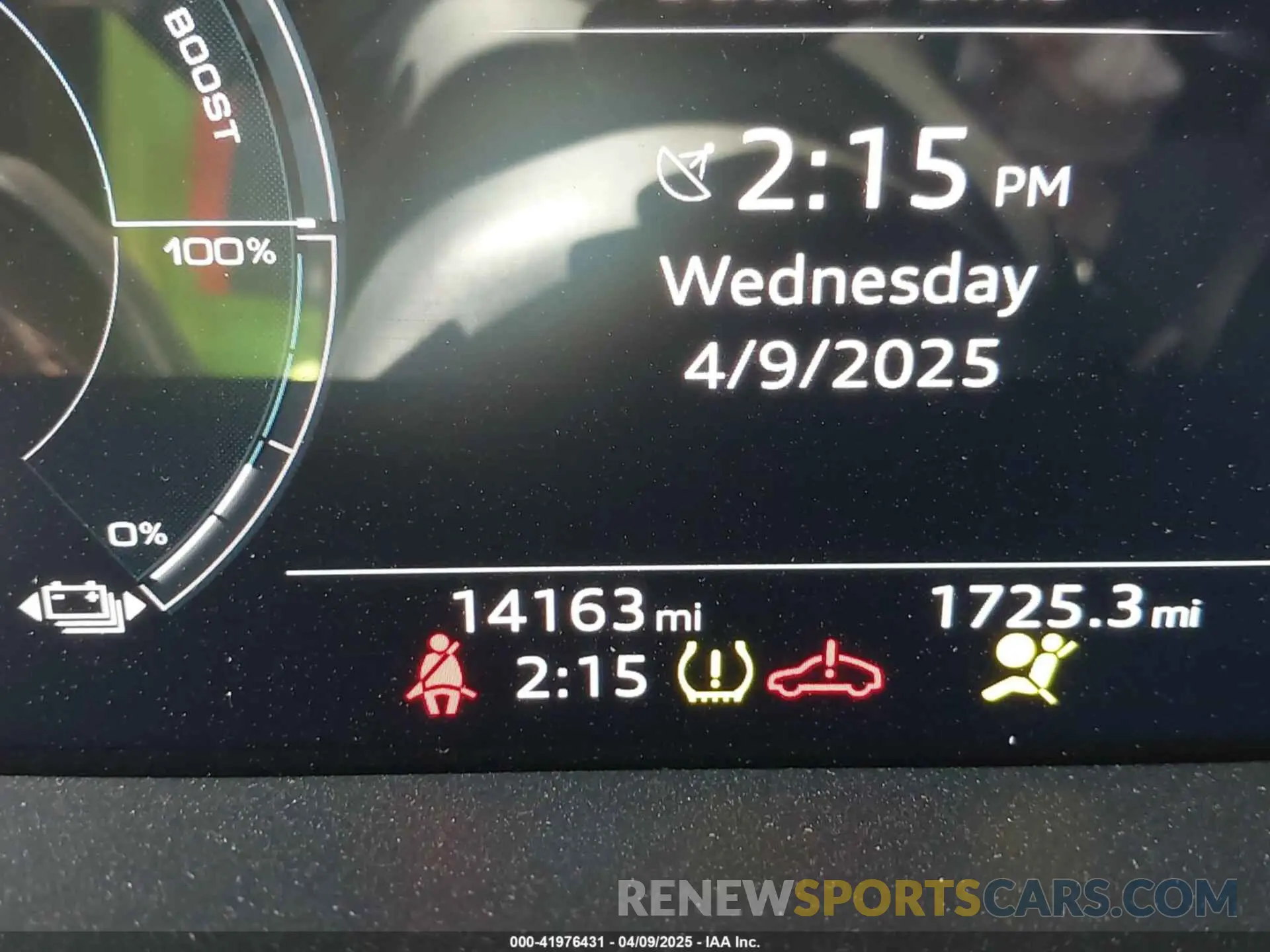 15 Photograph of a damaged car WA16ABGE0RB038196 AUDI Q8 E-TRON 2024
