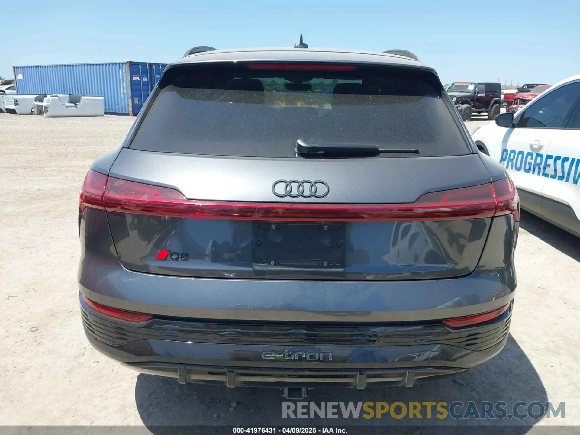16 Photograph of a damaged car WA16ABGE0RB038196 AUDI Q8 E-TRON 2024