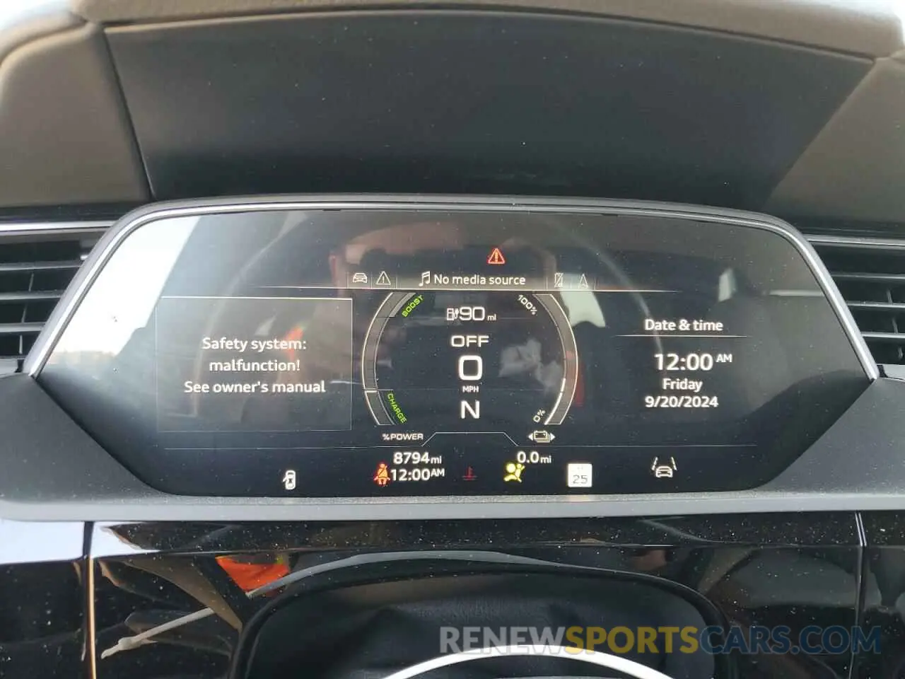 9 Photograph of a damaged car WA16ABGE2RB006933 AUDI Q8 E-TRON 2024