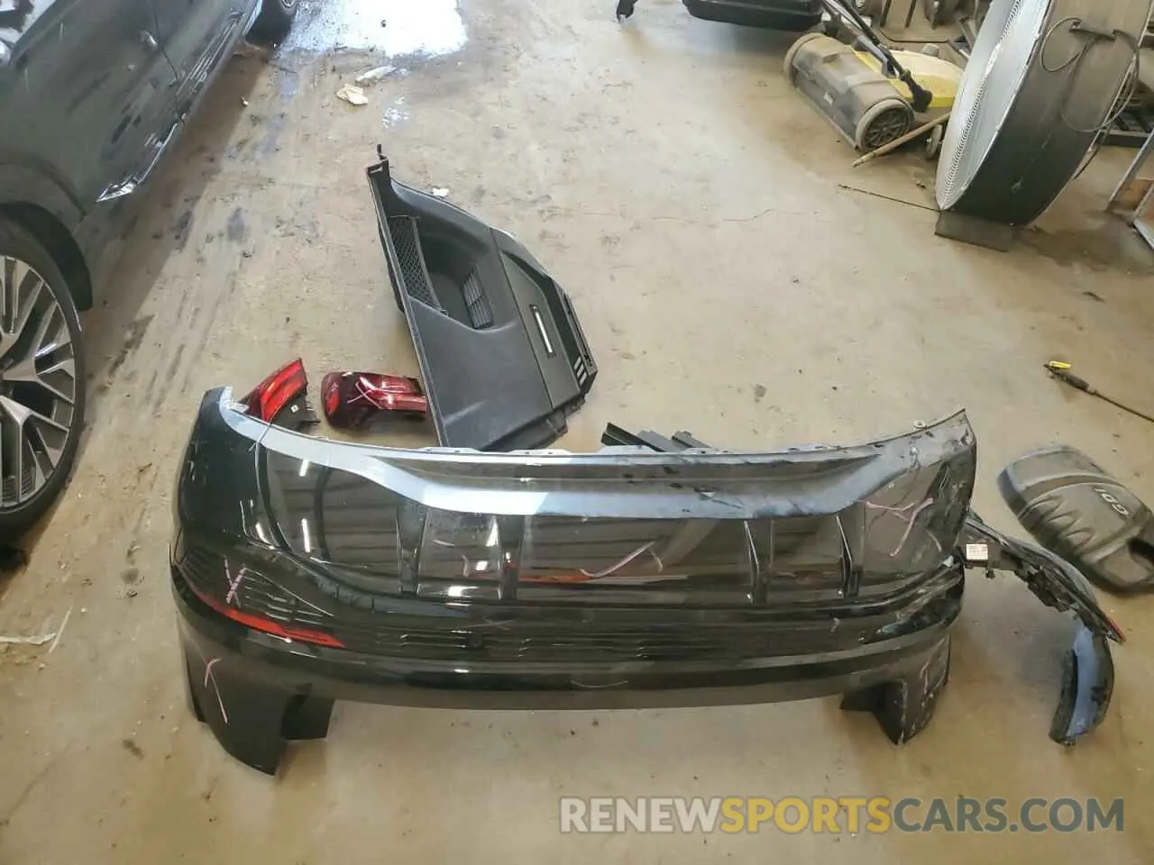 12 Photograph of a damaged car WA1CAAGE0RB010685 AUDI Q8 E-TRON 2024