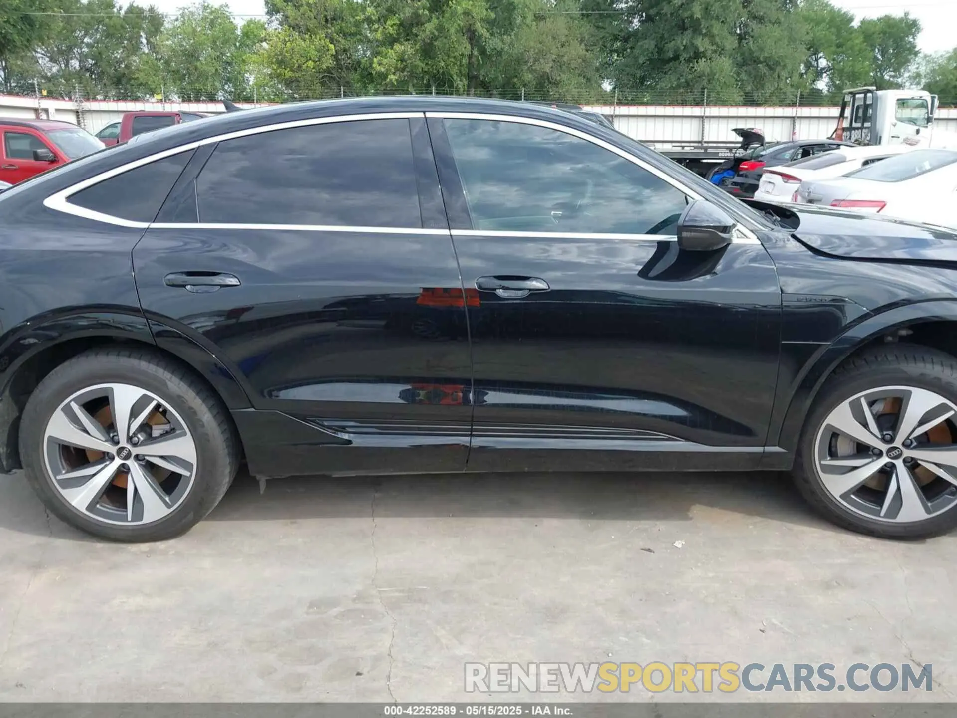 14 Photograph of a damaged car WA1CAAGE3RB005383 AUDI Q8 E-TRON 2024