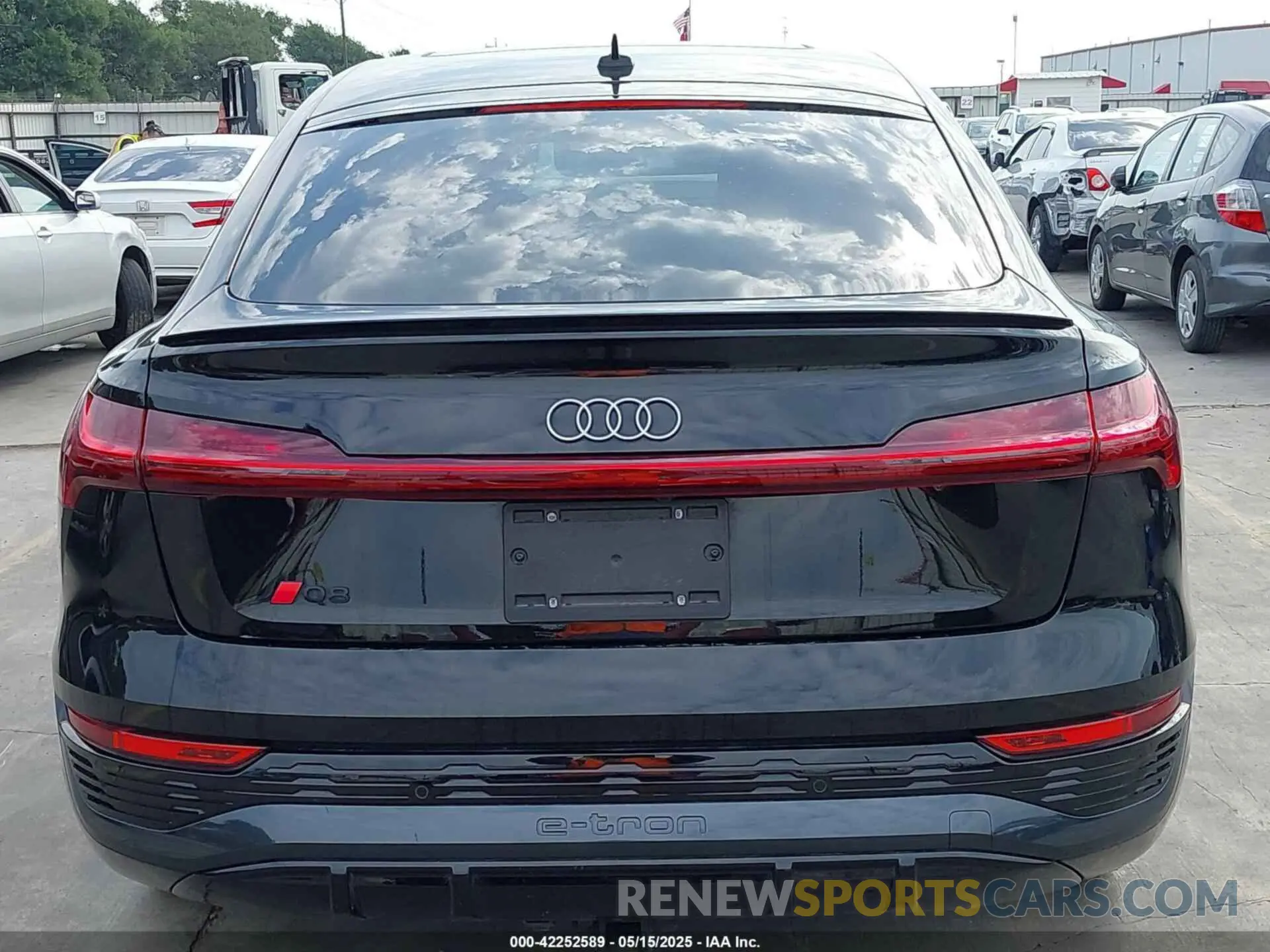 17 Photograph of a damaged car WA1CAAGE3RB005383 AUDI Q8 E-TRON 2024