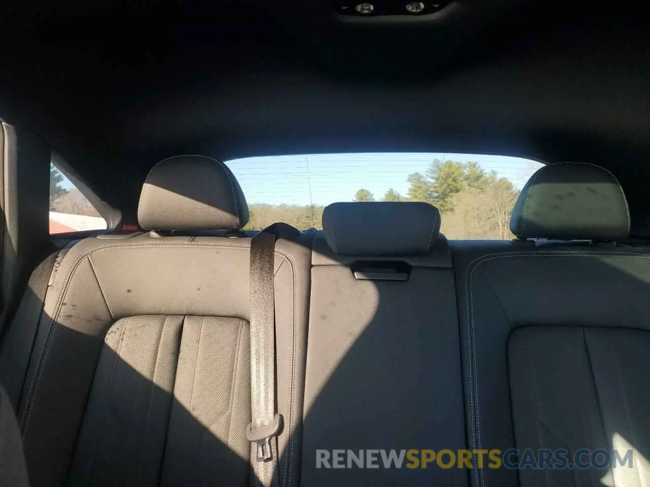 10 Photograph of a damaged car WA1CAAGE6RB060619 AUDI Q8 E-TRON 2024