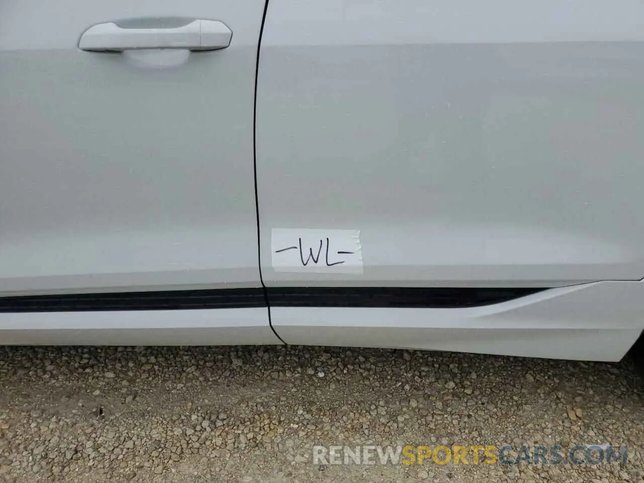 13 Photograph of a damaged car WA1CAAGEXRB007065 AUDI Q8 E-TRON 2024