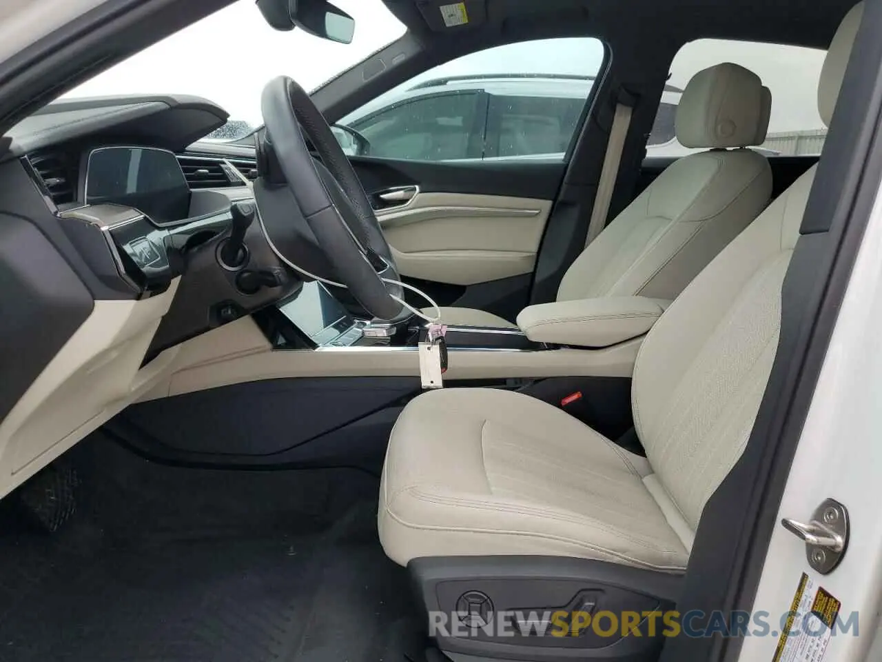 7 Photograph of a damaged car WA1CAAGEXRB007065 AUDI Q8 E-TRON 2024