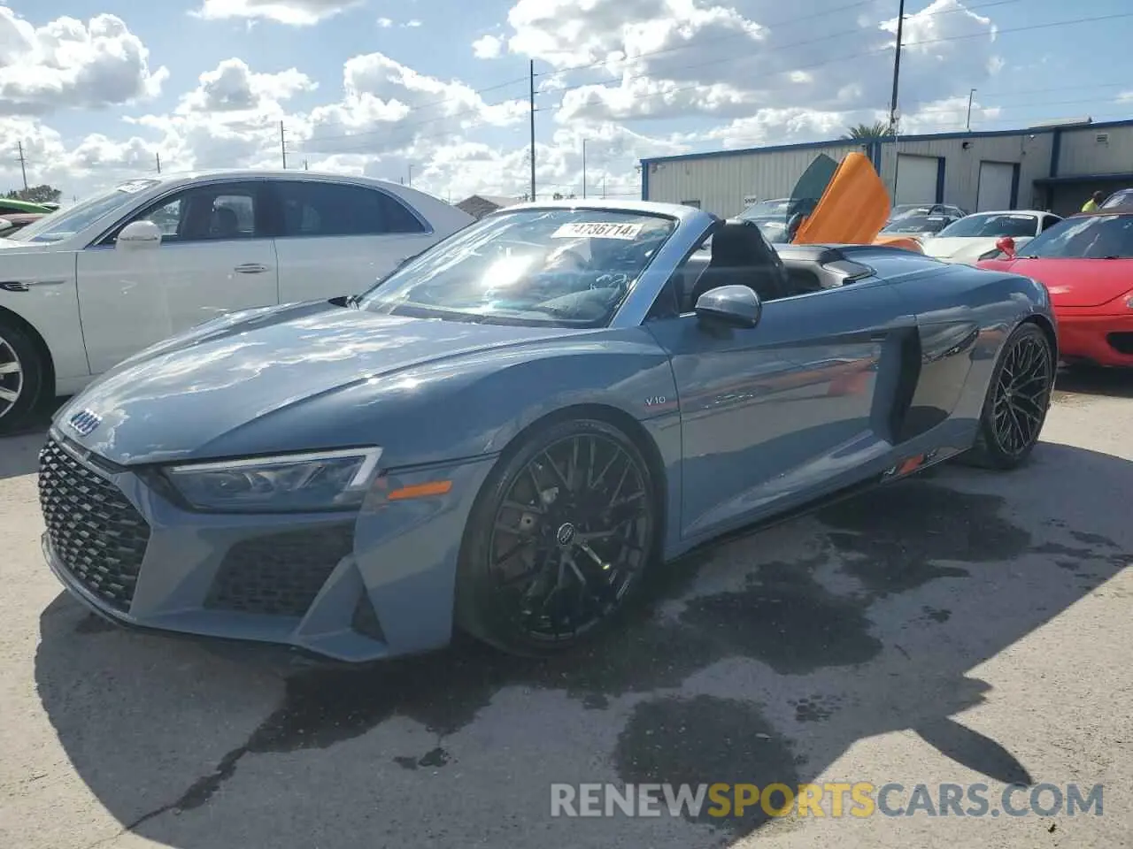 1 Photograph of a damaged car WUAVECFX5L7901778 AUDI R8 2020