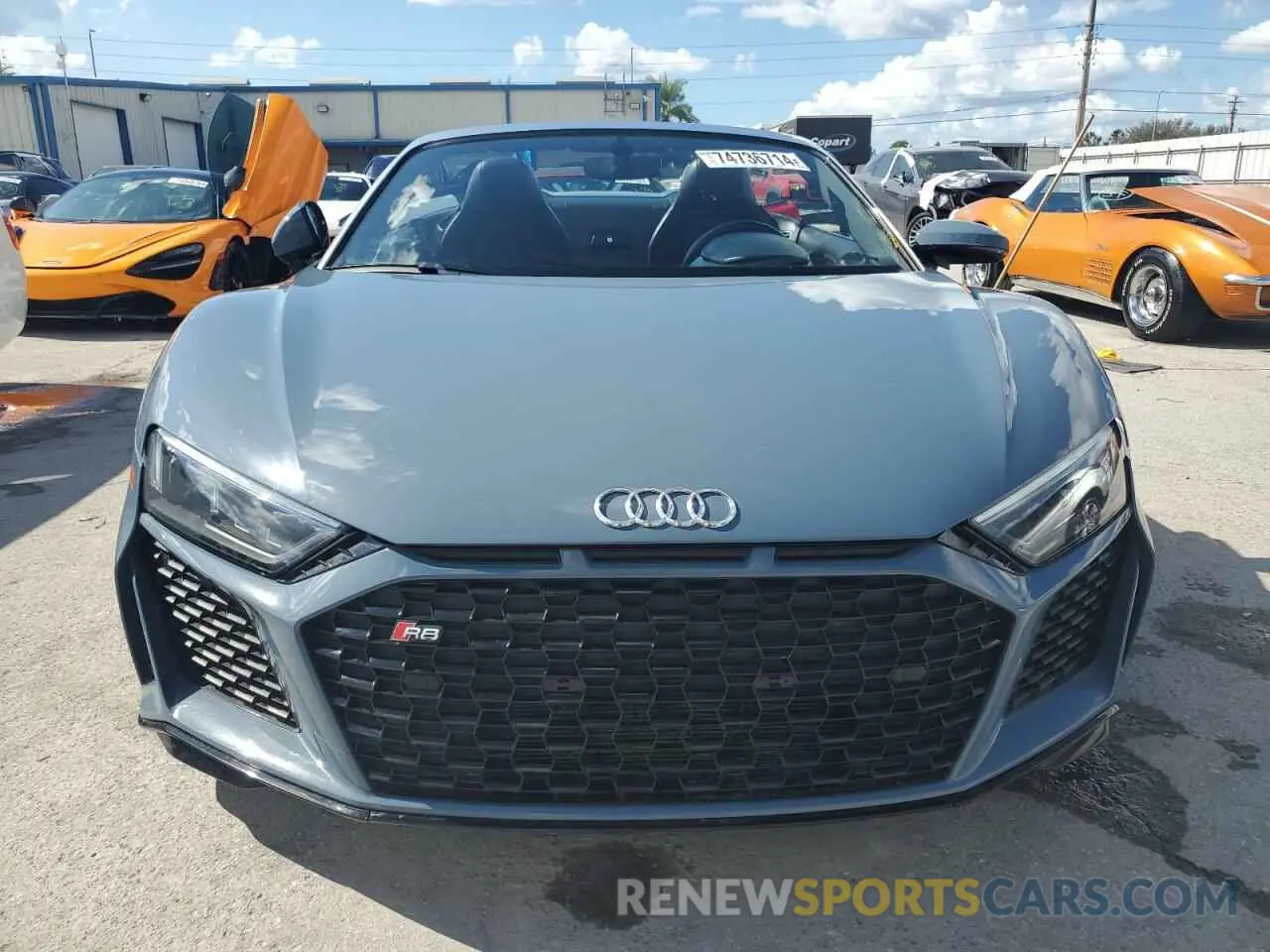 5 Photograph of a damaged car WUAVECFX5L7901778 AUDI R8 2020