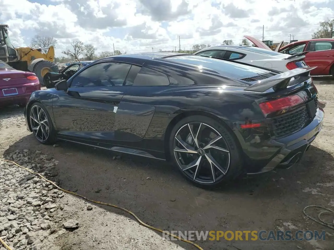 2 Photograph of a damaged car WUAKBAFX6M7901404 AUDI R8 2021
