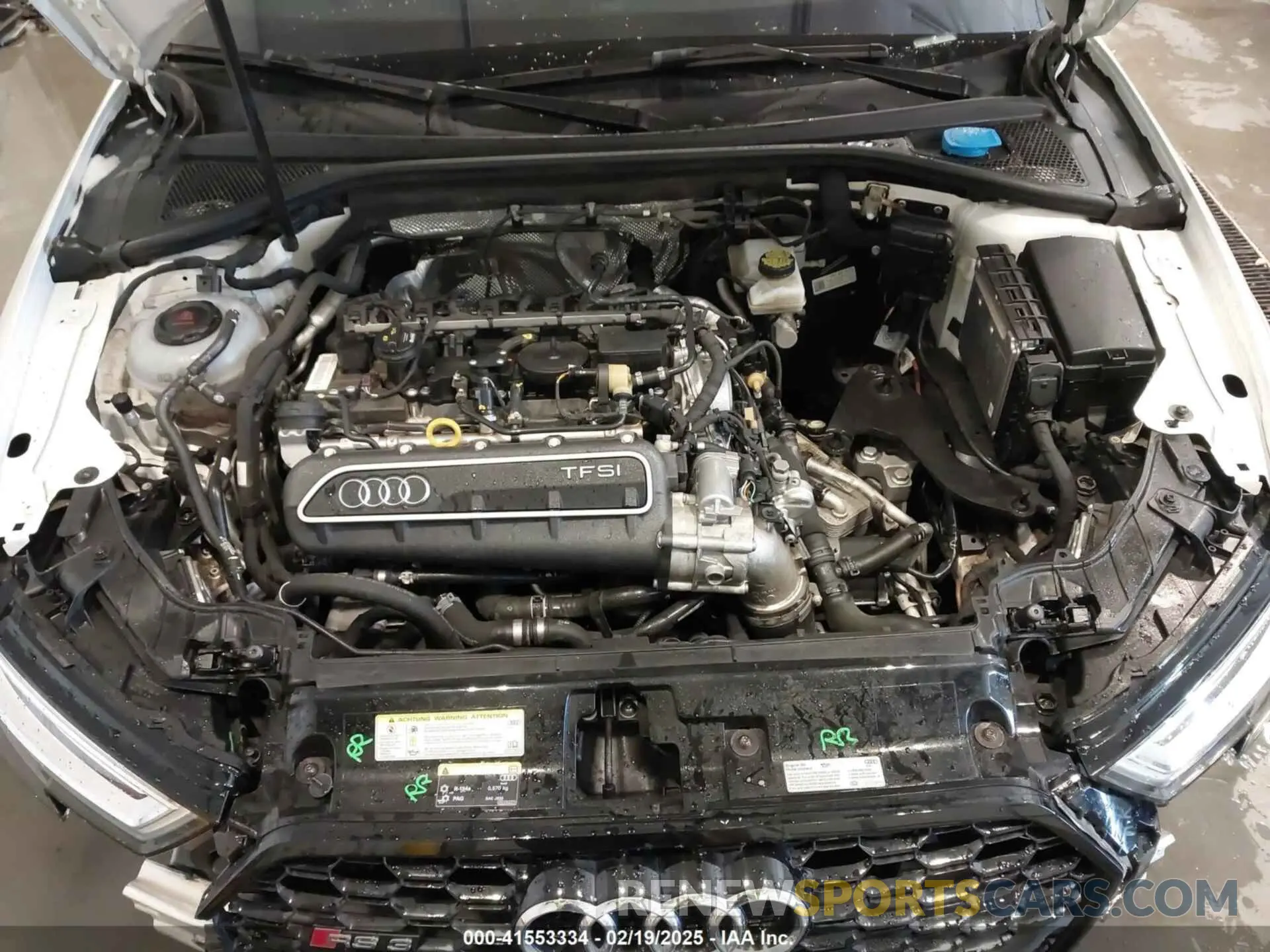 10 Photograph of a damaged car WUABWGFF2KA900300 AUDI RS 3 2019