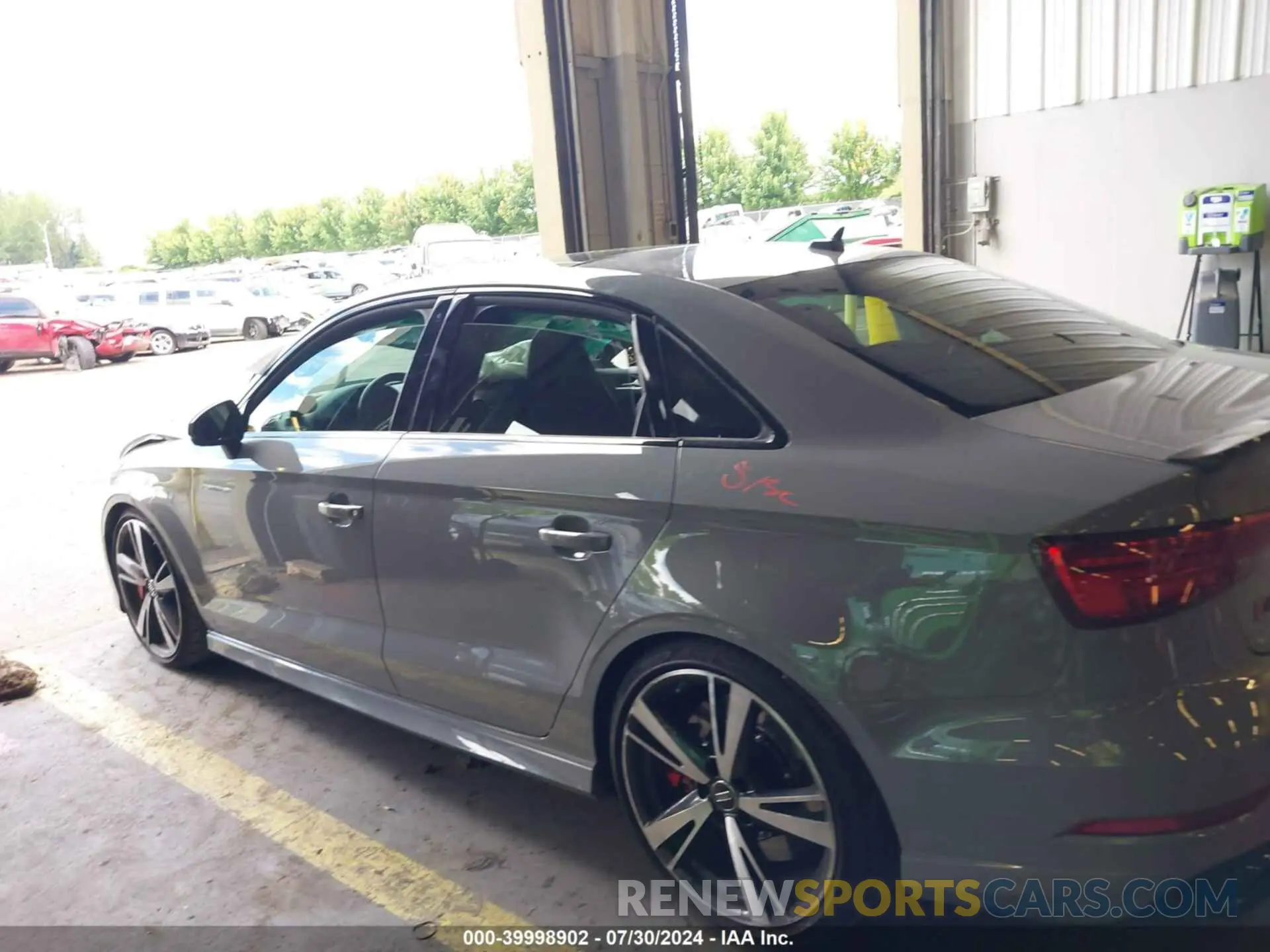 14 Photograph of a damaged car WUABWGFFXLA904533 AUDI RS 3 2020