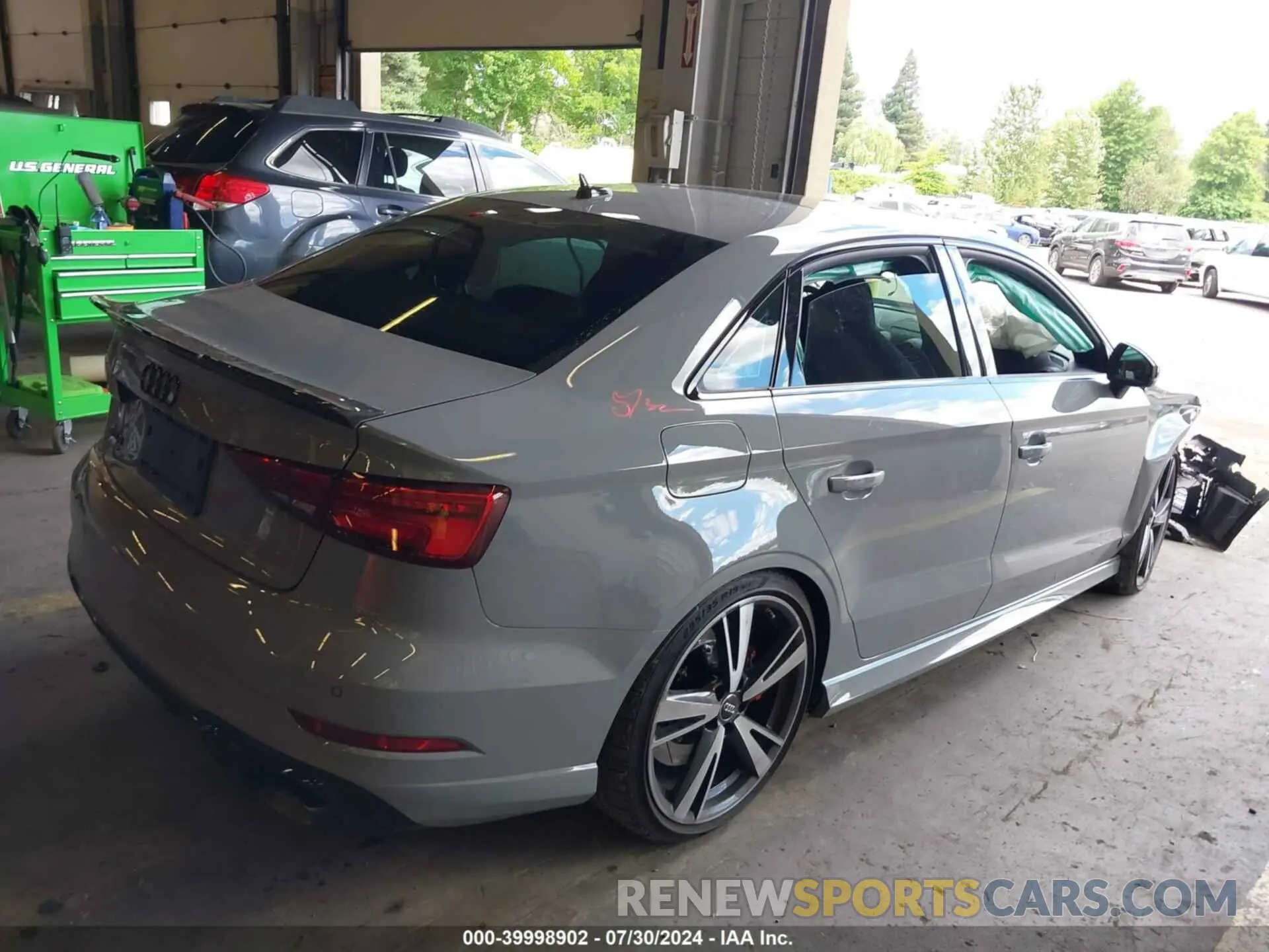 4 Photograph of a damaged car WUABWGFFXLA904533 AUDI RS 3 2020
