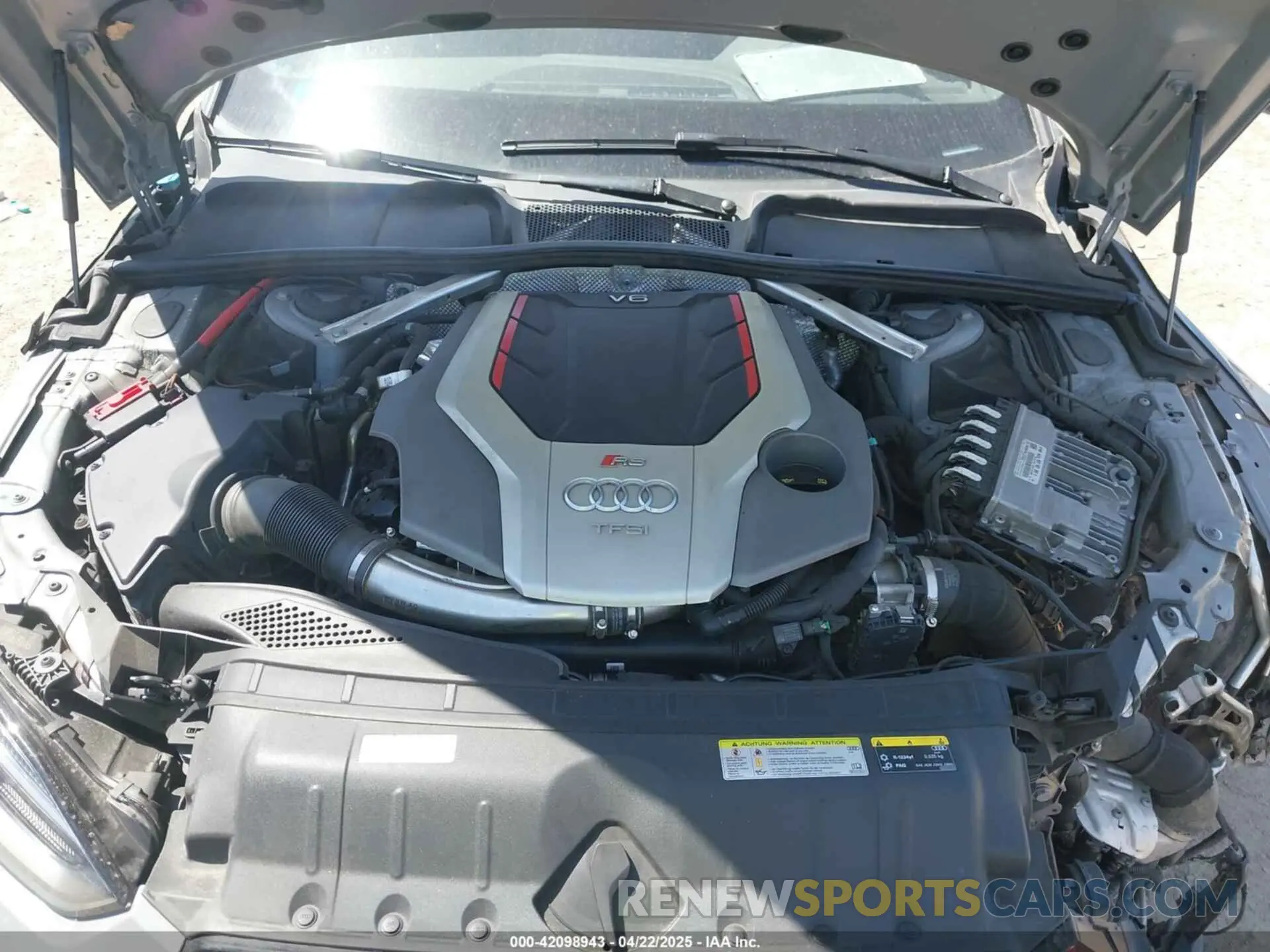 10 Photograph of a damaged car WUABWCF53KA907286 AUDI RS 5 2019