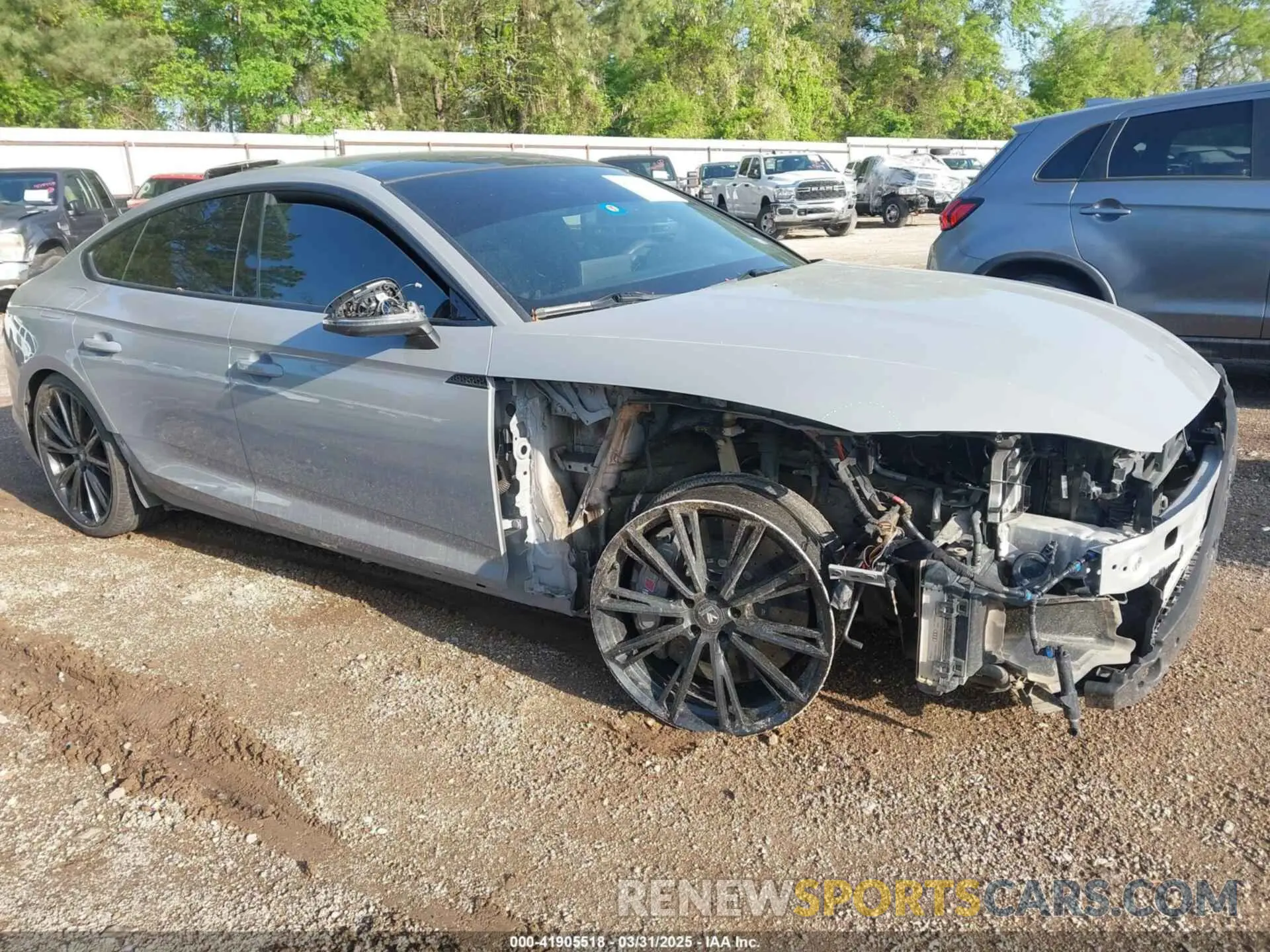 1 Photograph of a damaged car WUABWCF56KA900302 AUDI RS 5 2019
