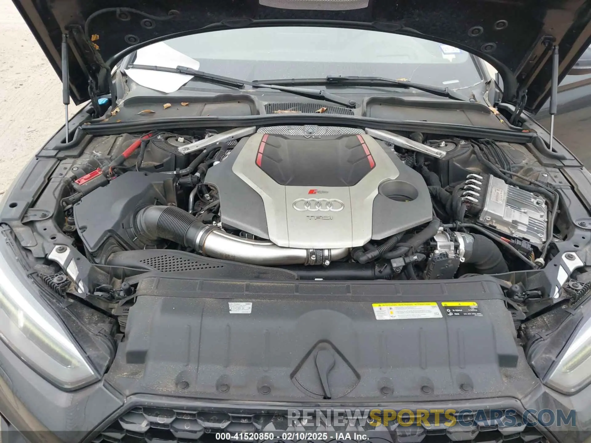 10 Photograph of a damaged car WUABWCF59KA900598 AUDI RS 5 2019