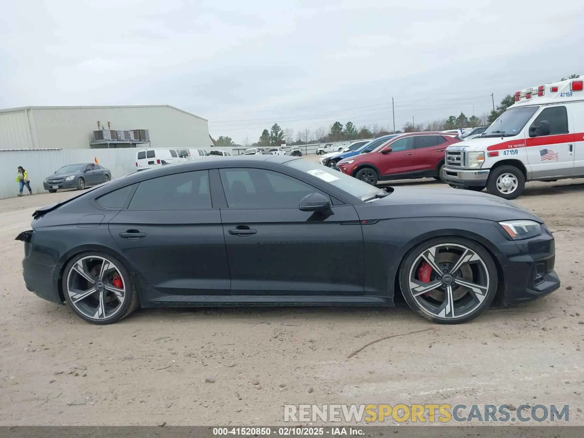 13 Photograph of a damaged car WUABWCF59KA900598 AUDI RS 5 2019