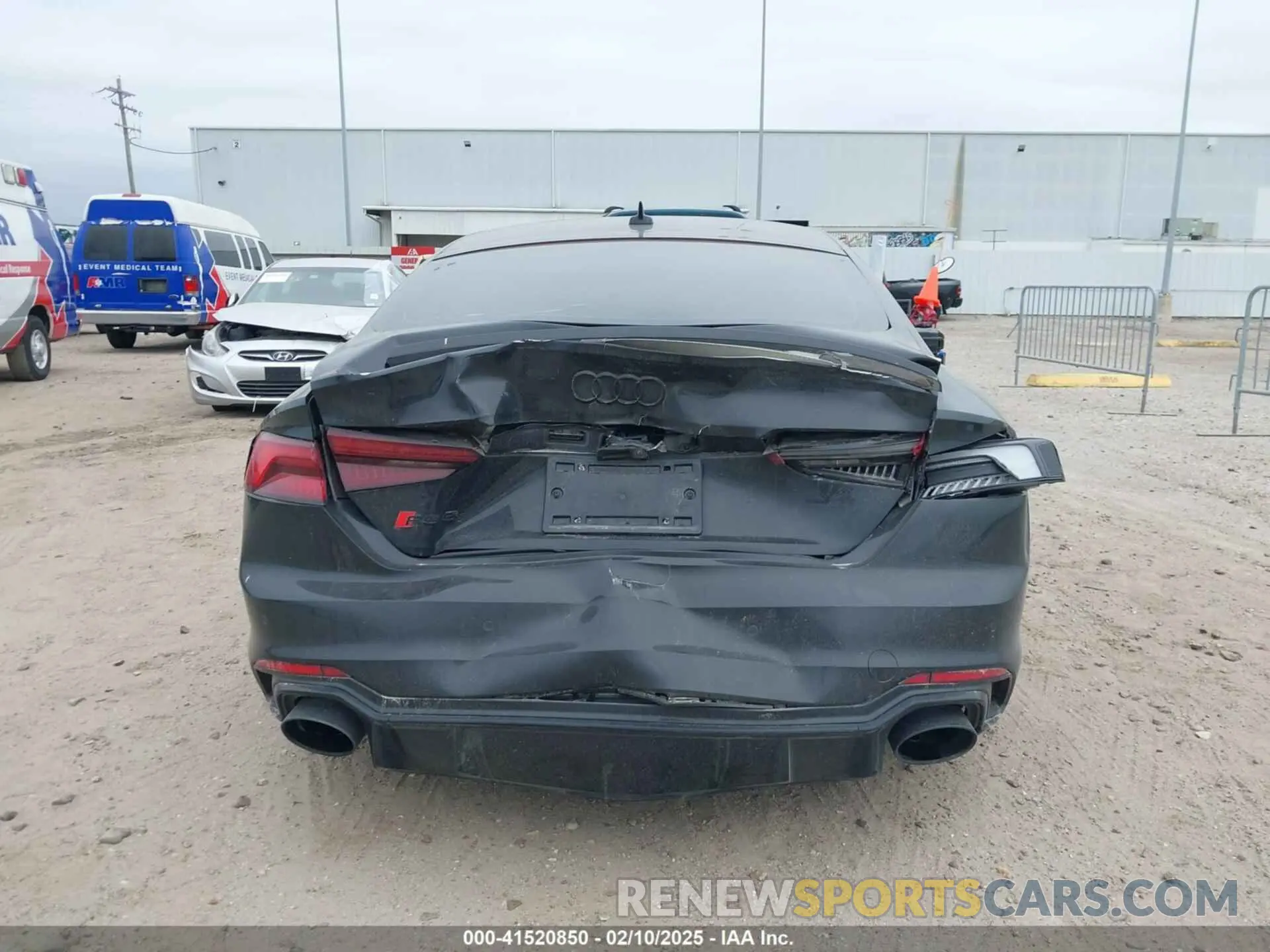 16 Photograph of a damaged car WUABWCF59KA900598 AUDI RS 5 2019