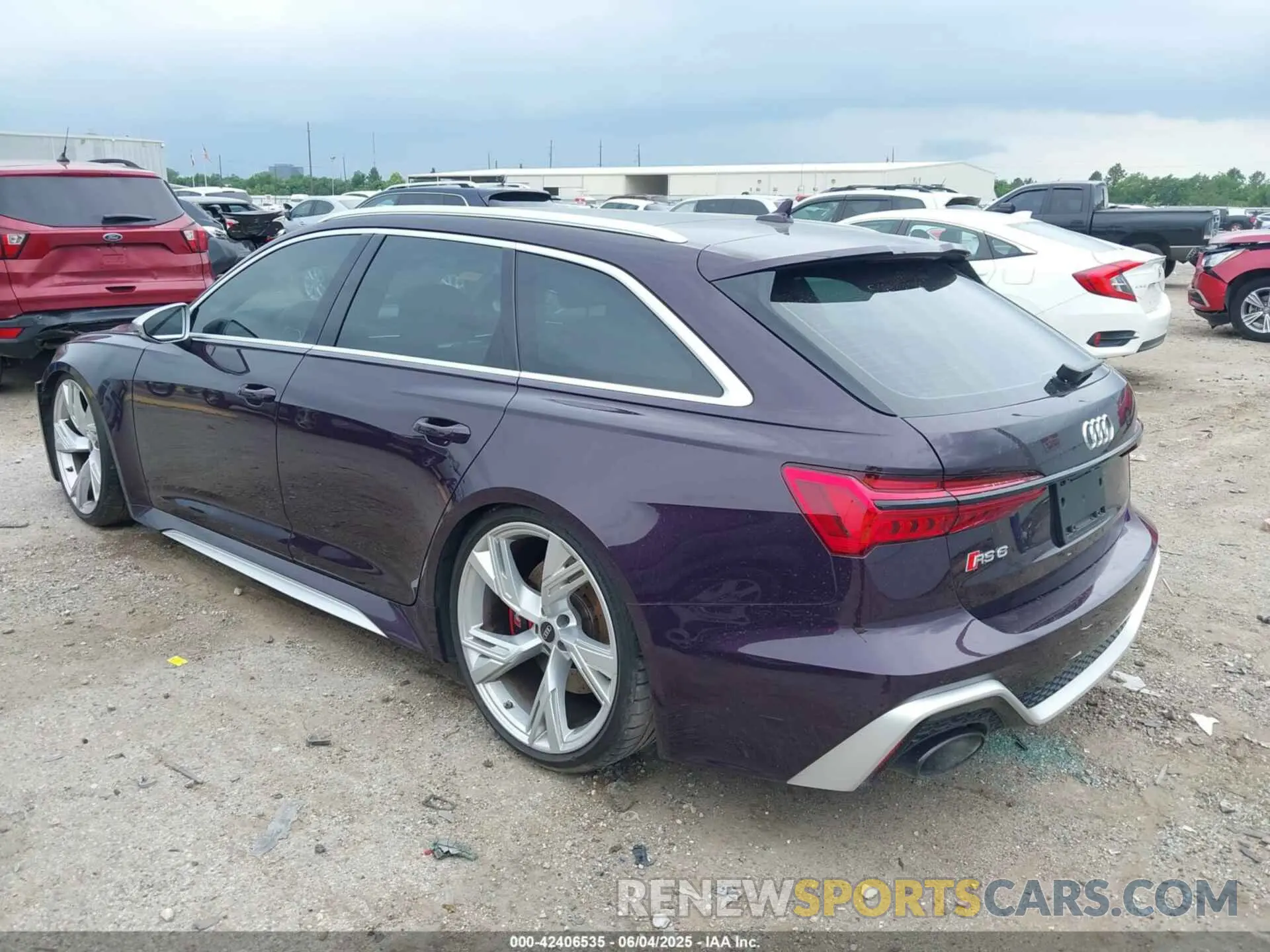 3 Photograph of a damaged car WUA1CBF25NN905914 AUDI RS 6 AVANT 2022