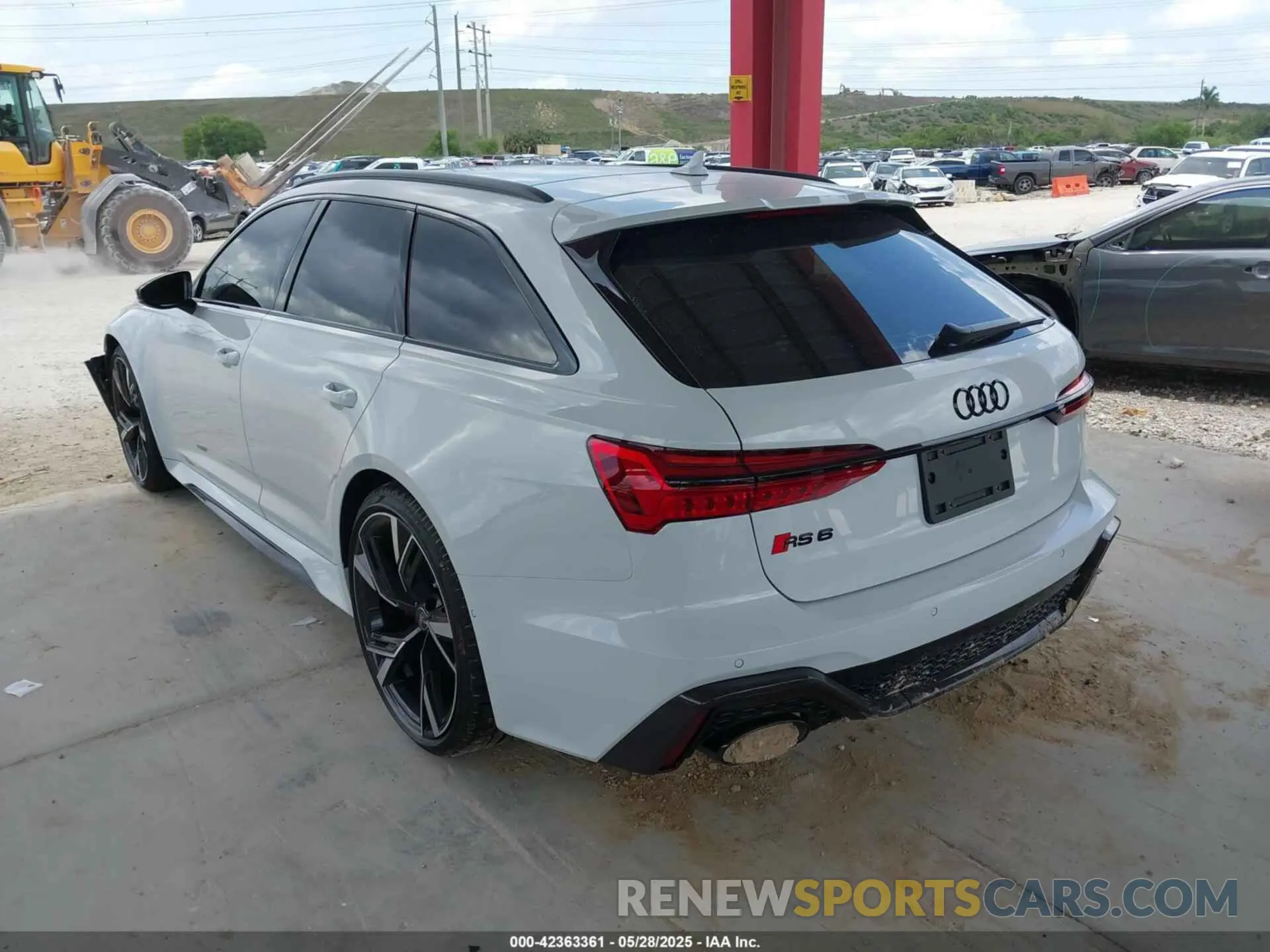 3 Photograph of a damaged car WUA1CBF28PN907059 AUDI RS 6 AVANT 2023