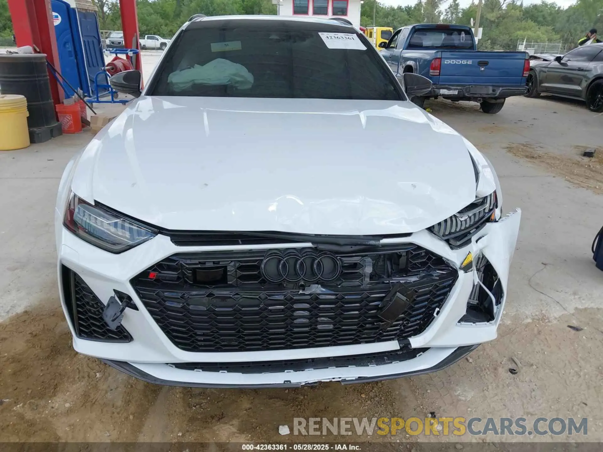 6 Photograph of a damaged car WUA1CBF28PN907059 AUDI RS 6 AVANT 2023