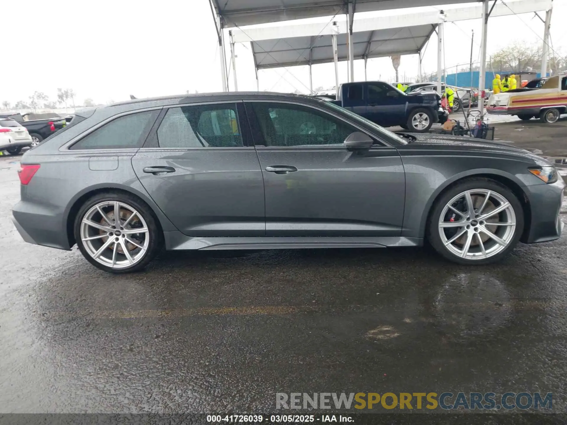 13 Photograph of a damaged car WUA1DBF24SN902222 AUDI RS 6 AVANT 2025