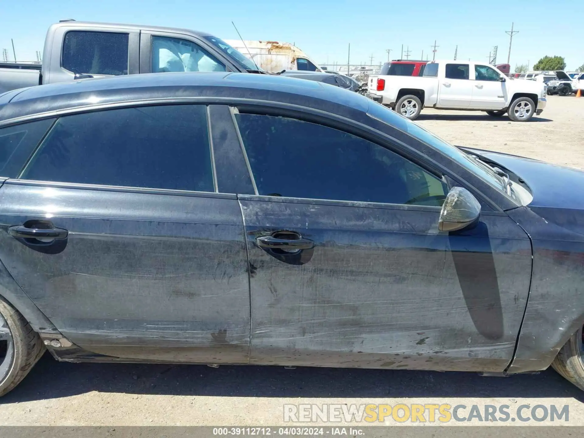 13 Photograph of a damaged car WUAW2AFC7EN904792 AUDI RS 7 2014