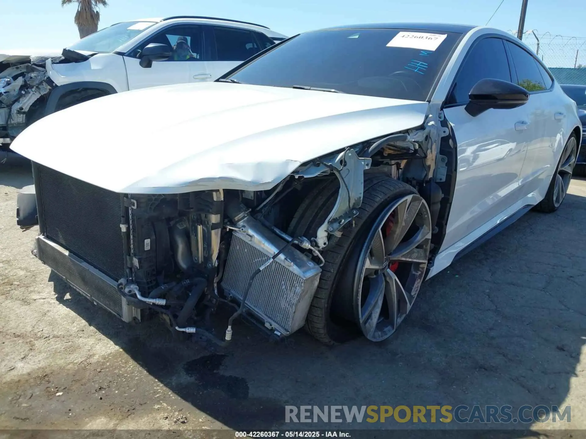 18 Photograph of a damaged car WUAPCBF24MN900891 AUDI RS 7 SPORTBACK 2021