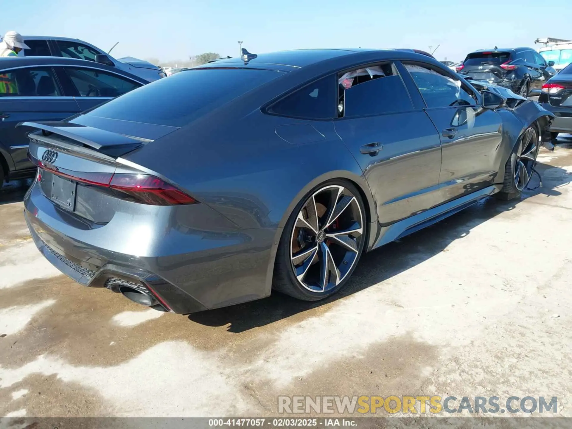 4 Photograph of a damaged car WUAPCBF20PN905140 AUDI RS 7 SPORTBACK 2023