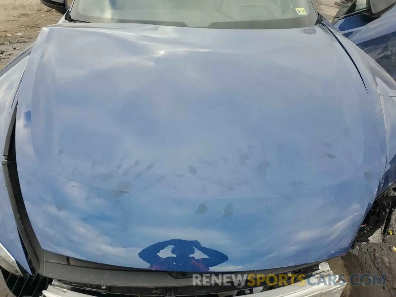 12 Photograph of a damaged car WAUBHBFW7P7903740 AUDI RS E-TRON 2023