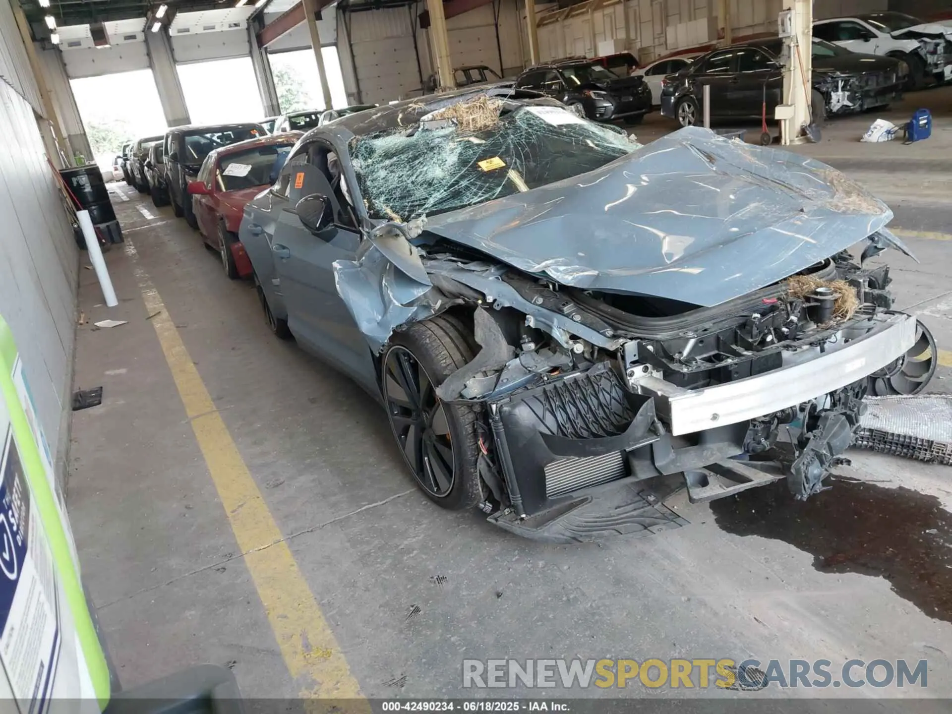 1 Photograph of a damaged car WAUBHBFW4N7904678 AUDI RS E-TRON GT 2022