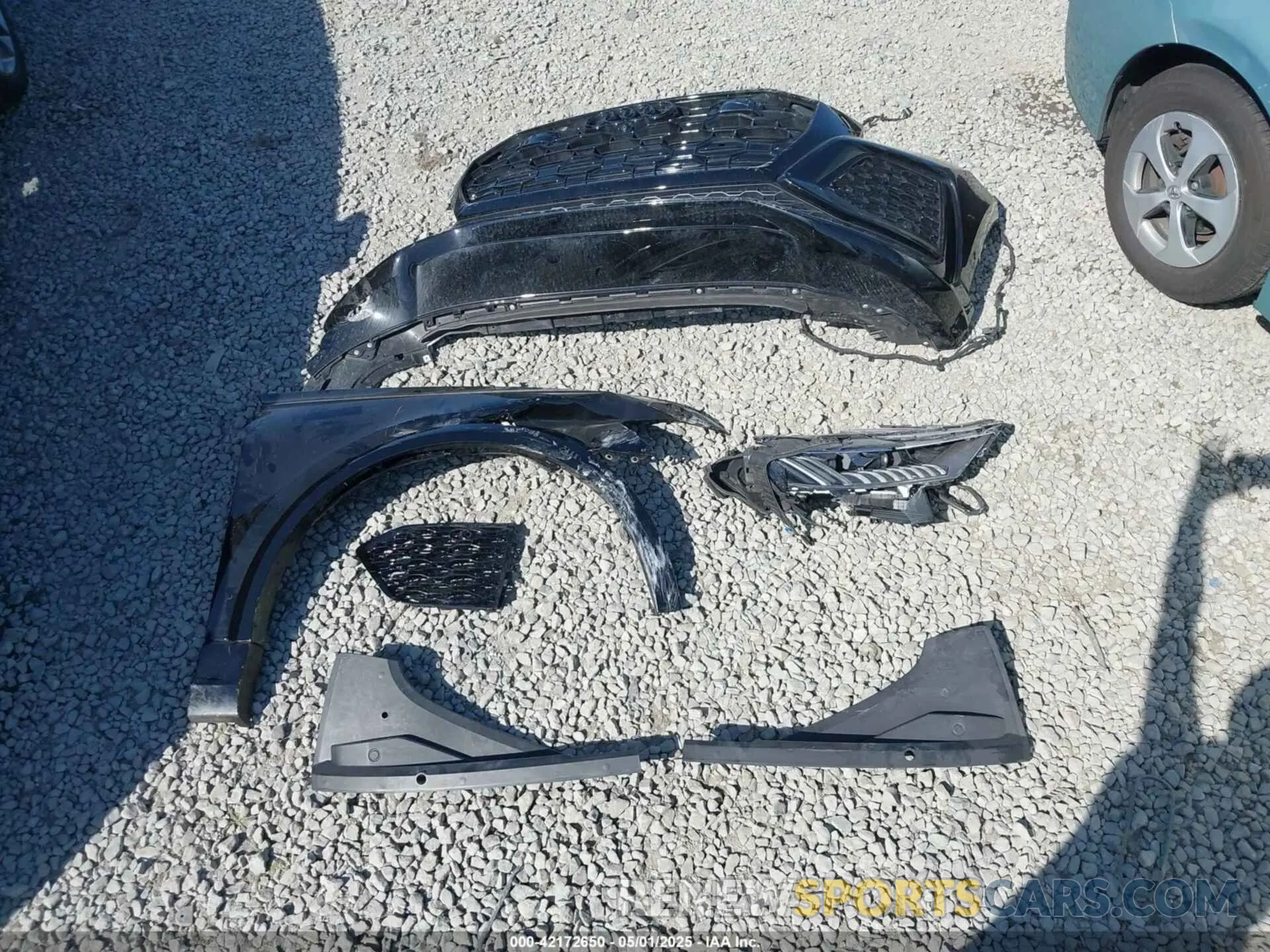 12 Photograph of a damaged car WU1ARBF17MD026263 AUDI RS Q8 2021