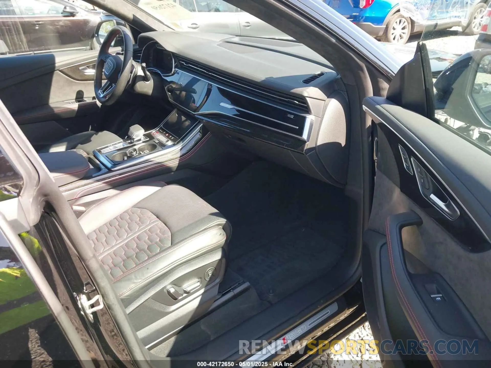 5 Photograph of a damaged car WU1ARBF17MD026263 AUDI RS Q8 2021
