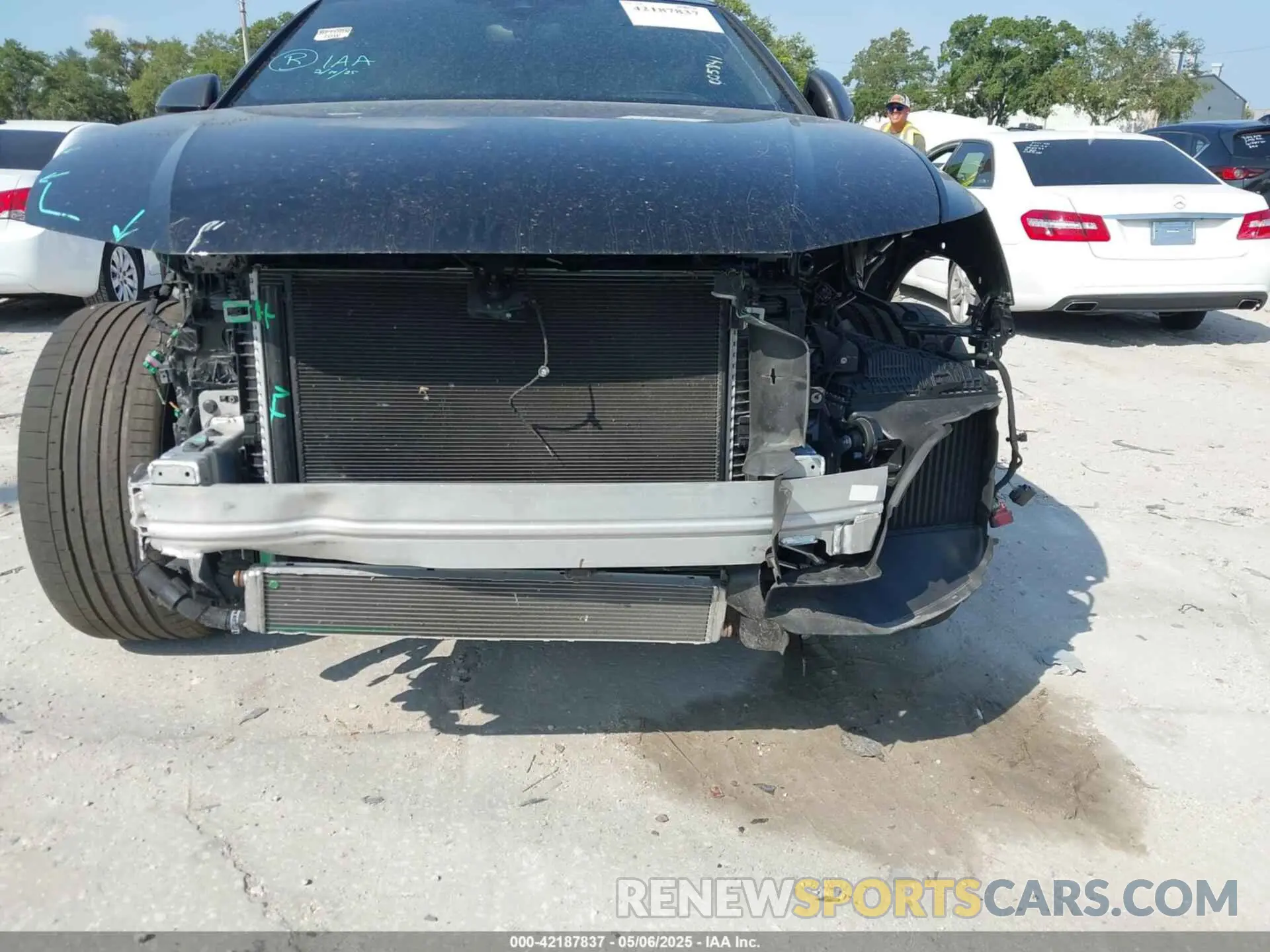 6 Photograph of a damaged car WU1ARBF15RD005841 AUDI RS Q8 2024