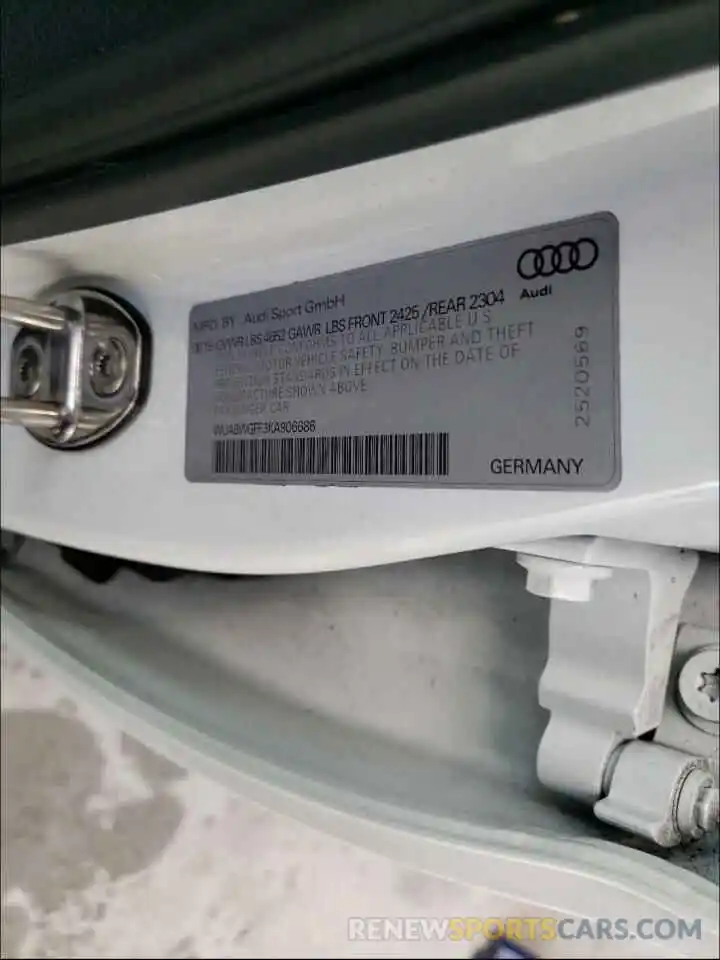 10 Photograph of a damaged car WUABWGFF3KA906686 AUDI RS3 2019