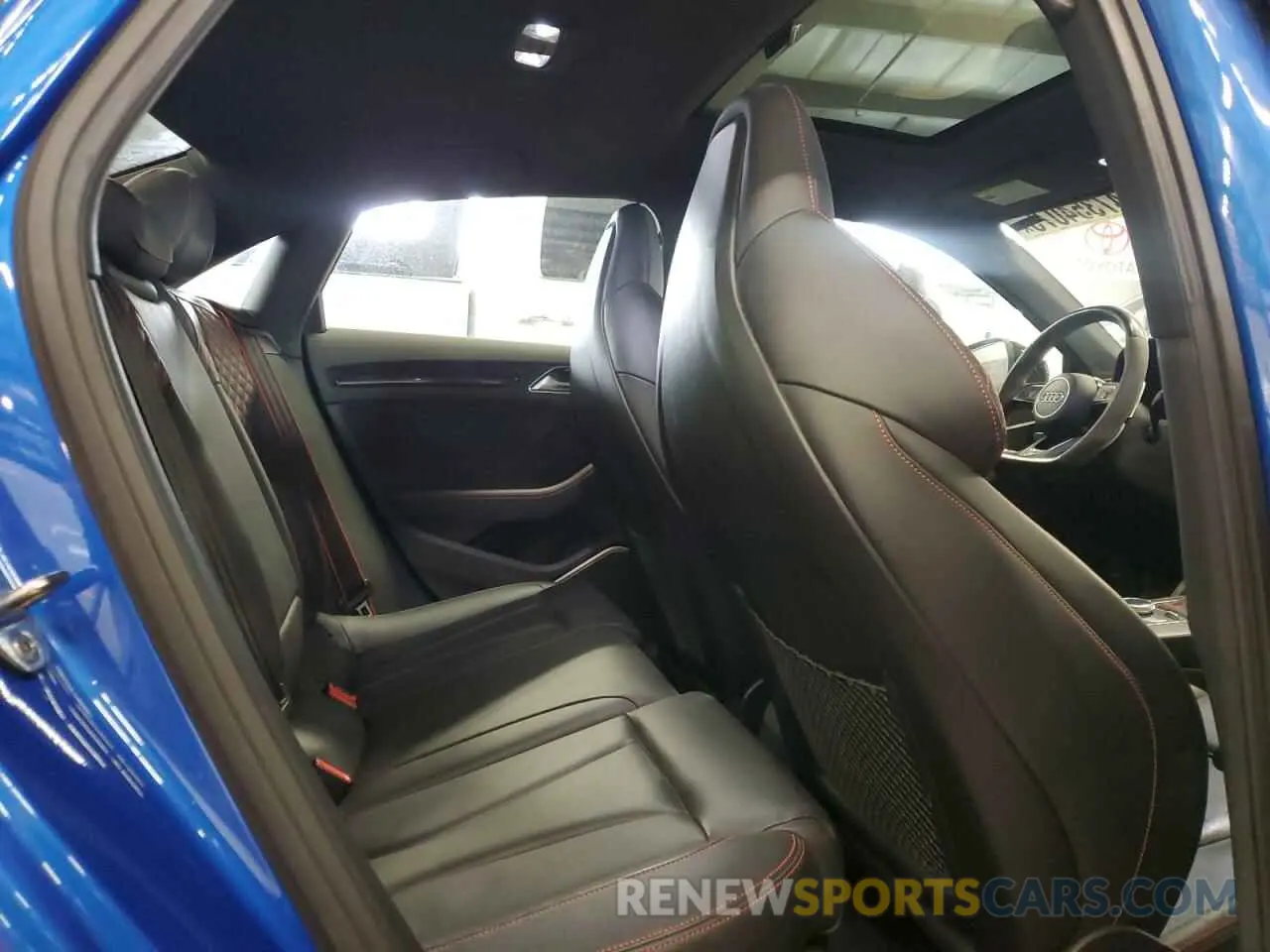 10 Photograph of a damaged car WUABWGFF6KA903863 AUDI RS3 2019