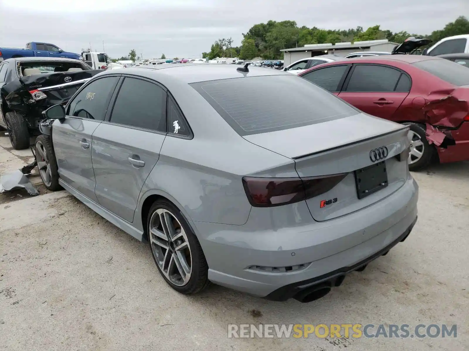 3 Photograph of a damaged car WUABWGFF9KA905347 AUDI RS3 2019