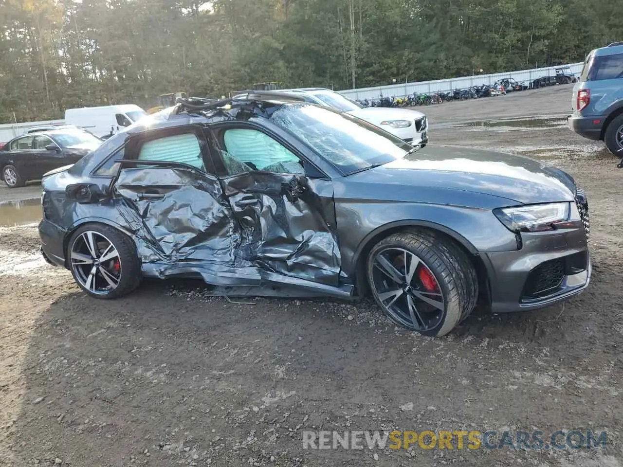 4 Photograph of a damaged car WUABWGFFXKA900268 AUDI RS3 2019