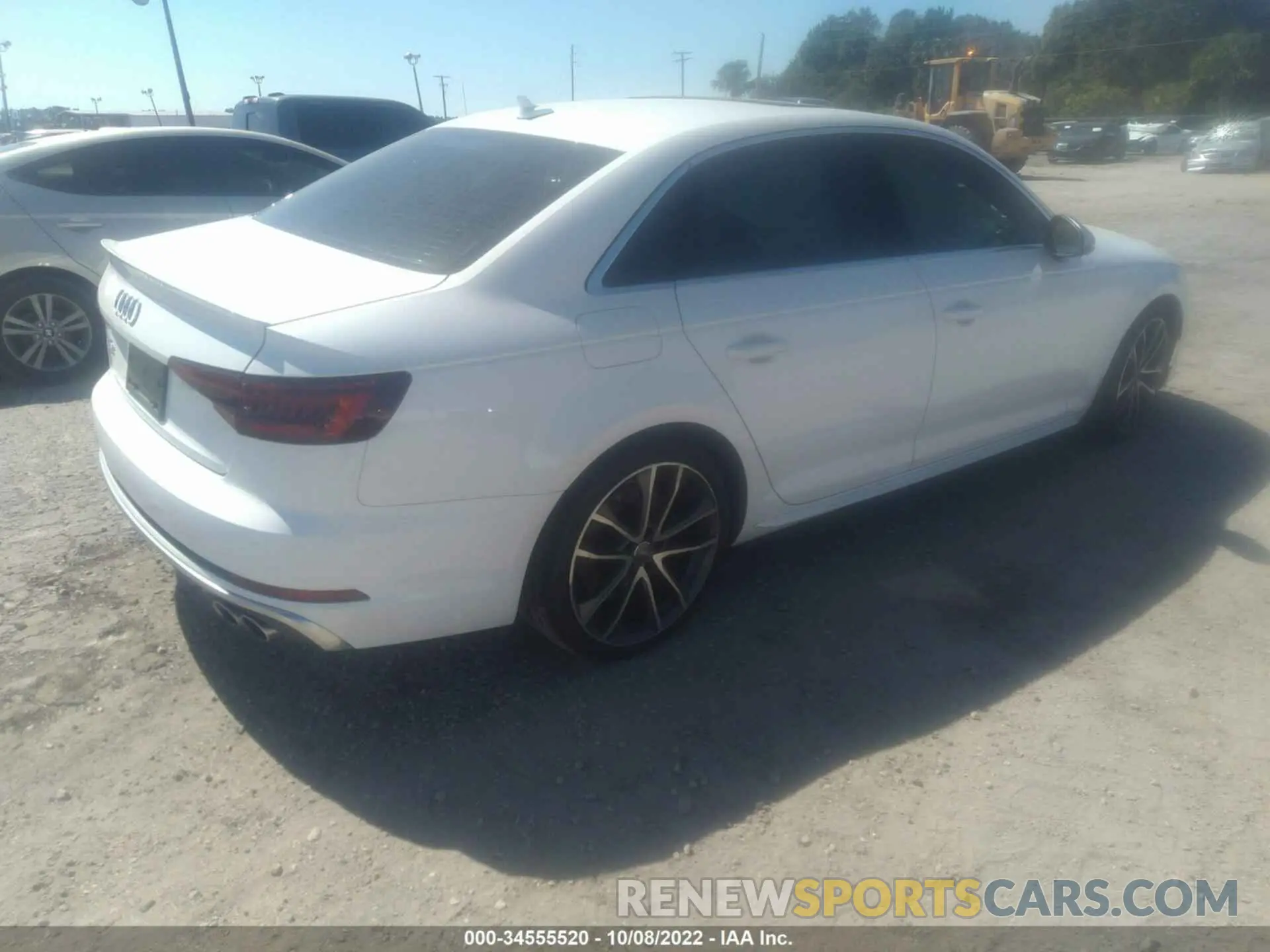 4 Photograph of a damaged car WAUA4AF45KA109184 AUDI S4 2019