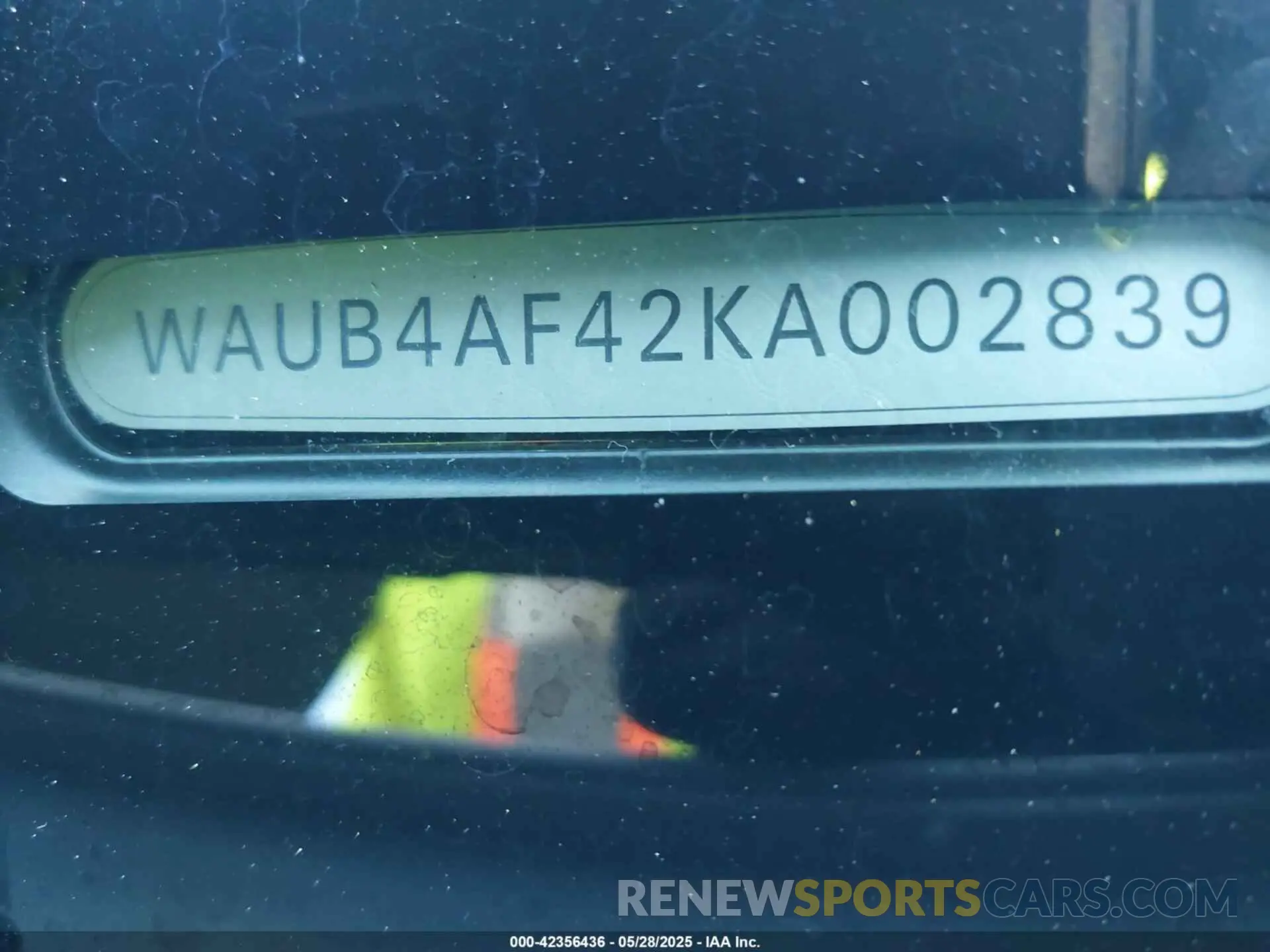 9 Photograph of a damaged car WAUB4AF42KA002839 AUDI S4 2019