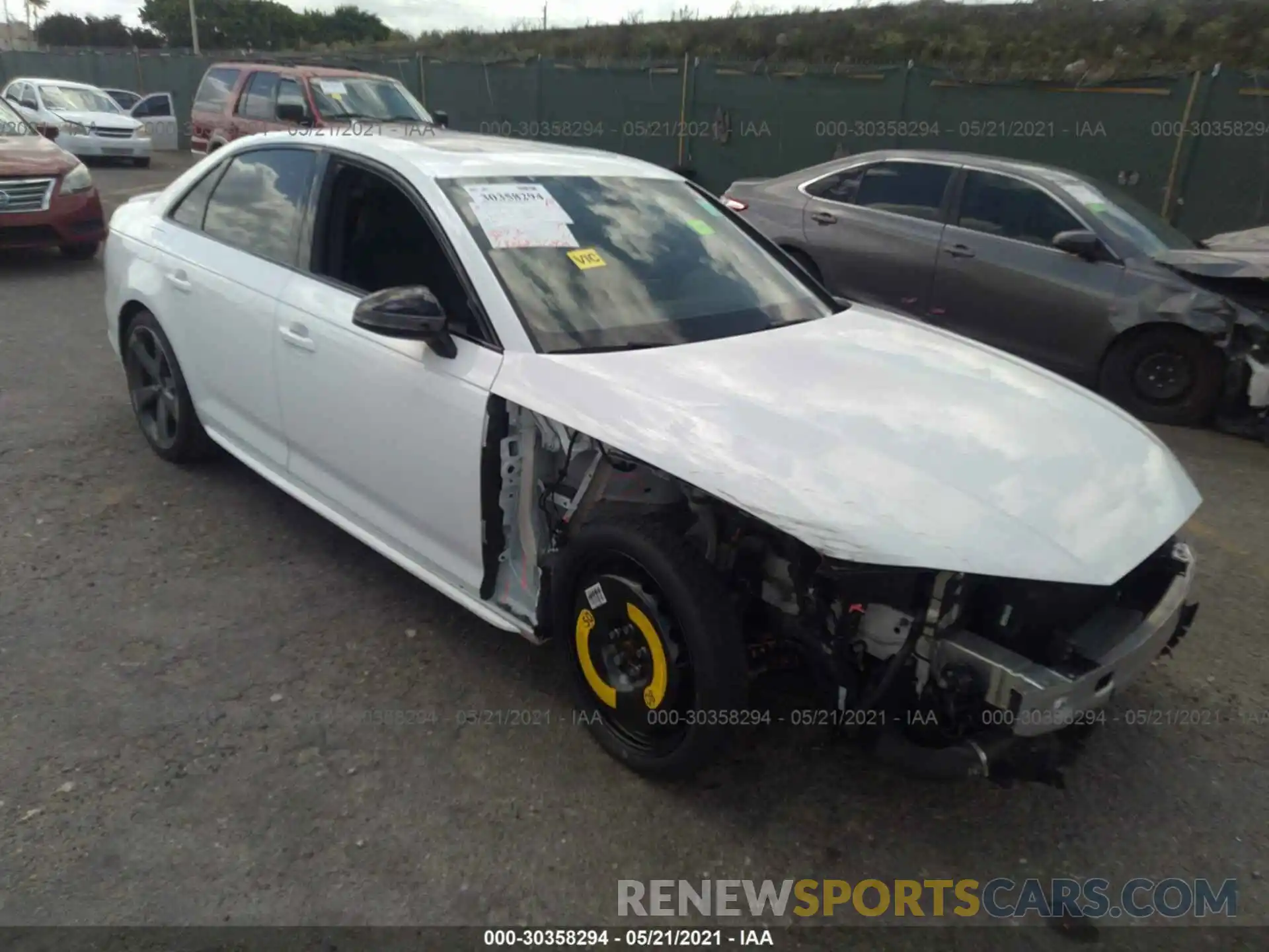 1 Photograph of a damaged car WAUB4AF46KA001824 AUDI S4 2019