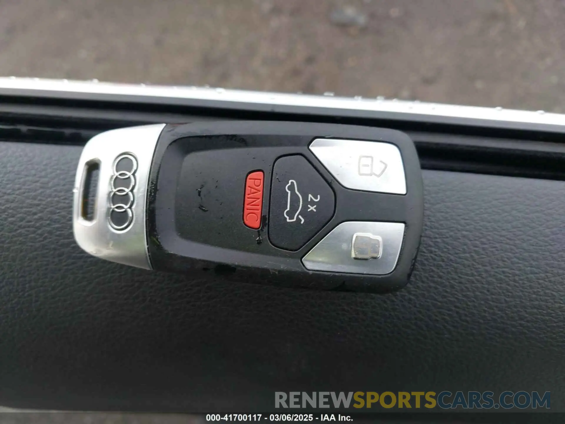 11 Photograph of a damaged car WAUB4AF46KA028361 AUDI S4 2019