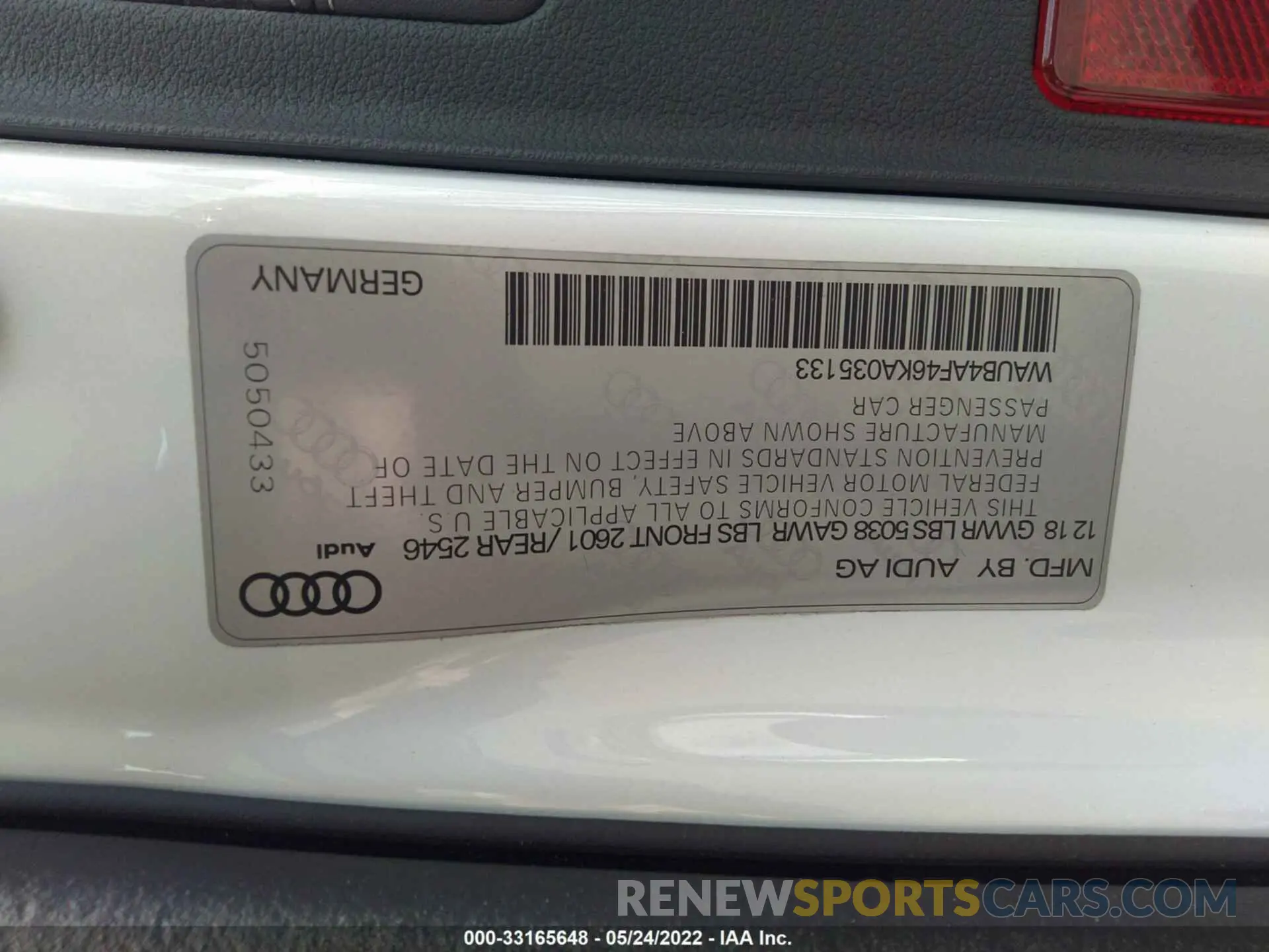 9 Photograph of a damaged car WAUB4AF46KA035133 AUDI S4 2019