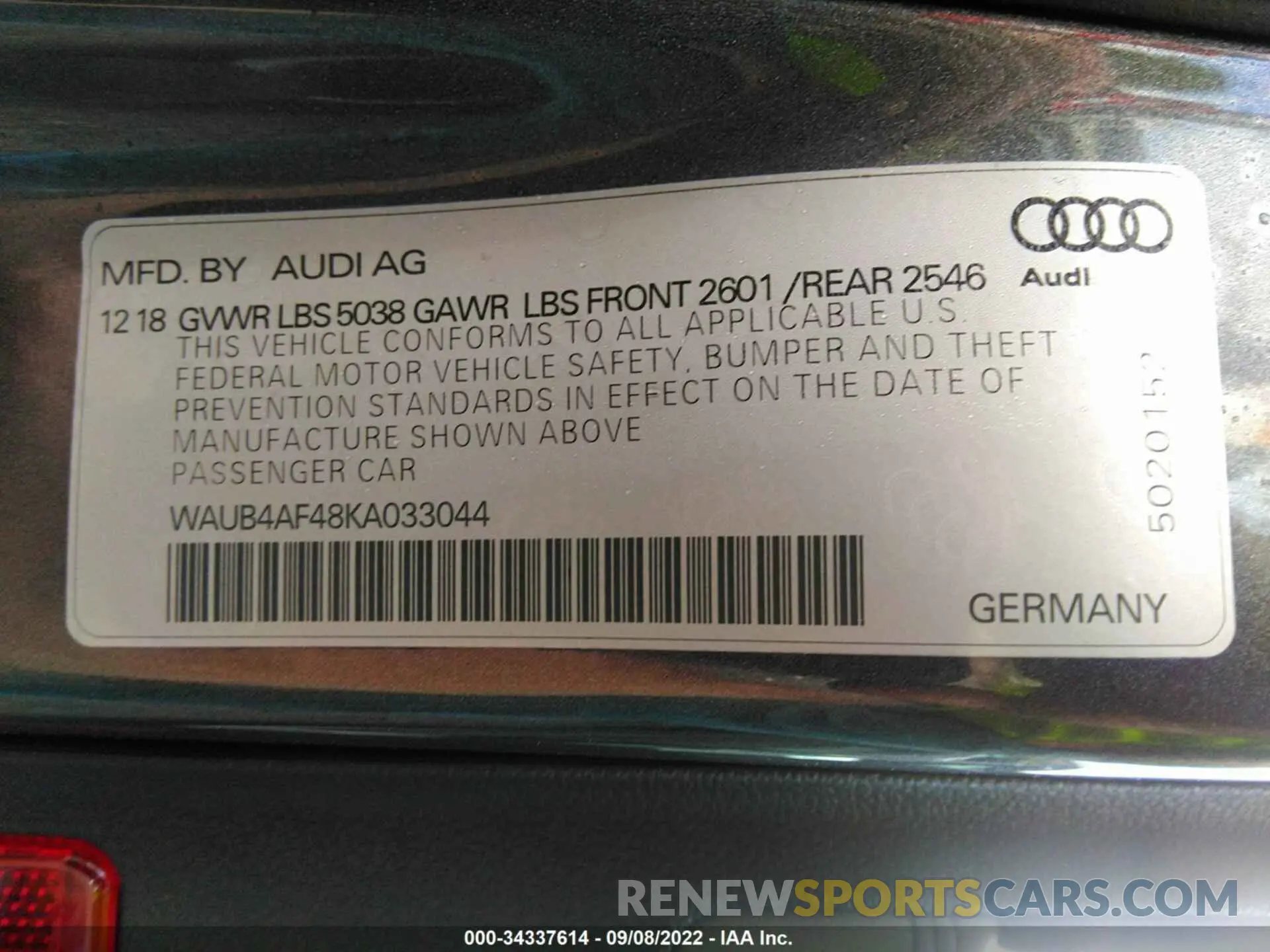 9 Photograph of a damaged car WAUB4AF48KA033044 AUDI S4 2019