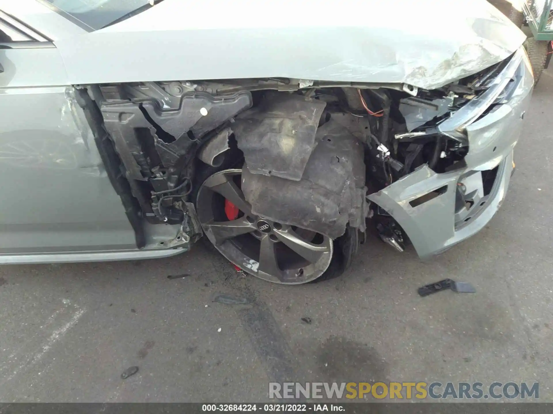 6 Photograph of a damaged car WAUB4AF48KA089419 AUDI S4 2019