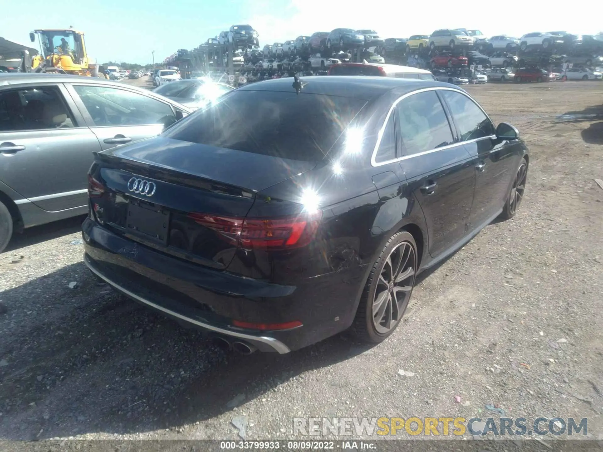 4 Photograph of a damaged car WAUB4AF4XKA014995 AUDI S4 2019