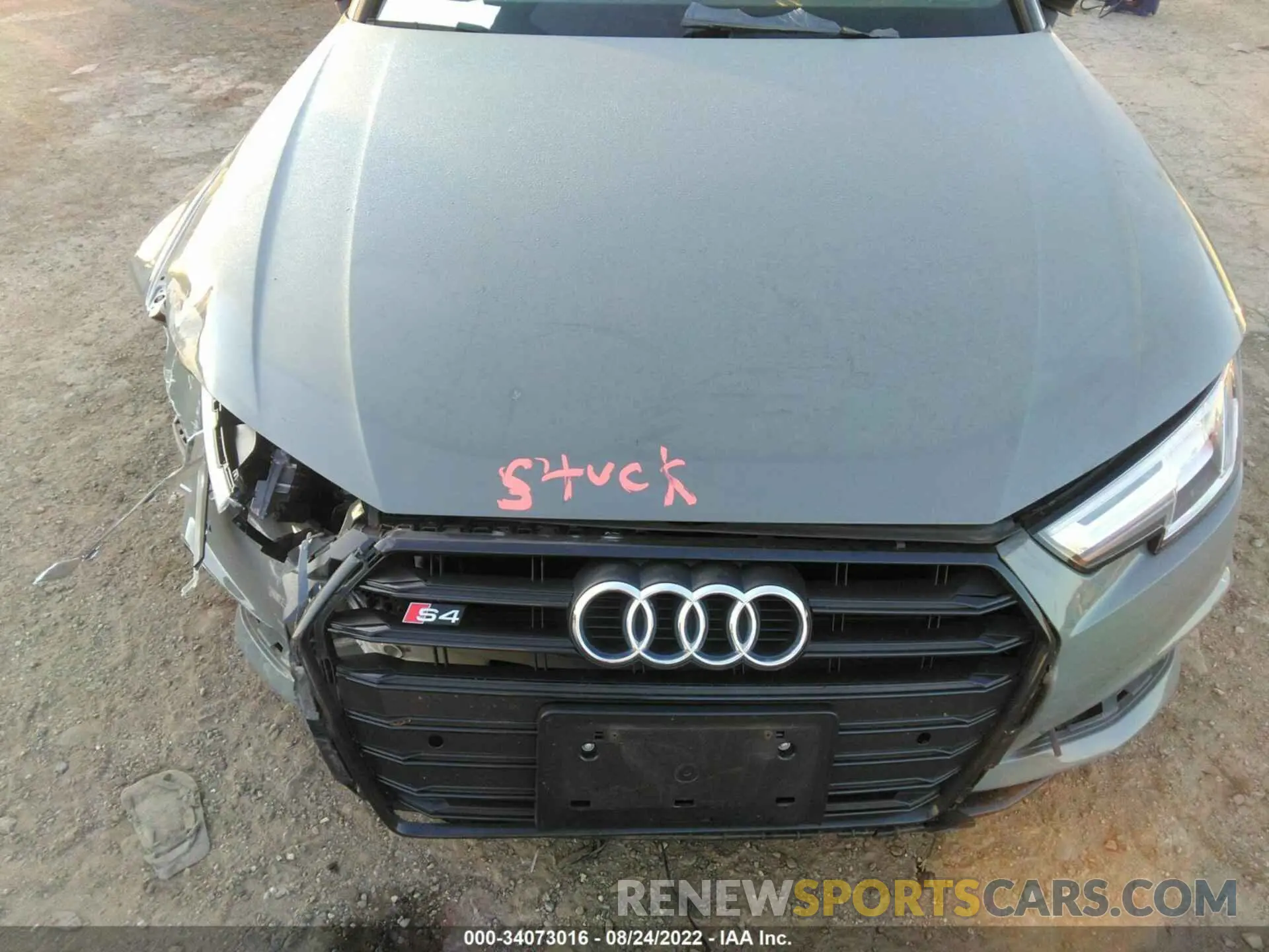 10 Photograph of a damaged car WAUB4AF4XKA109170 AUDI S4 2019