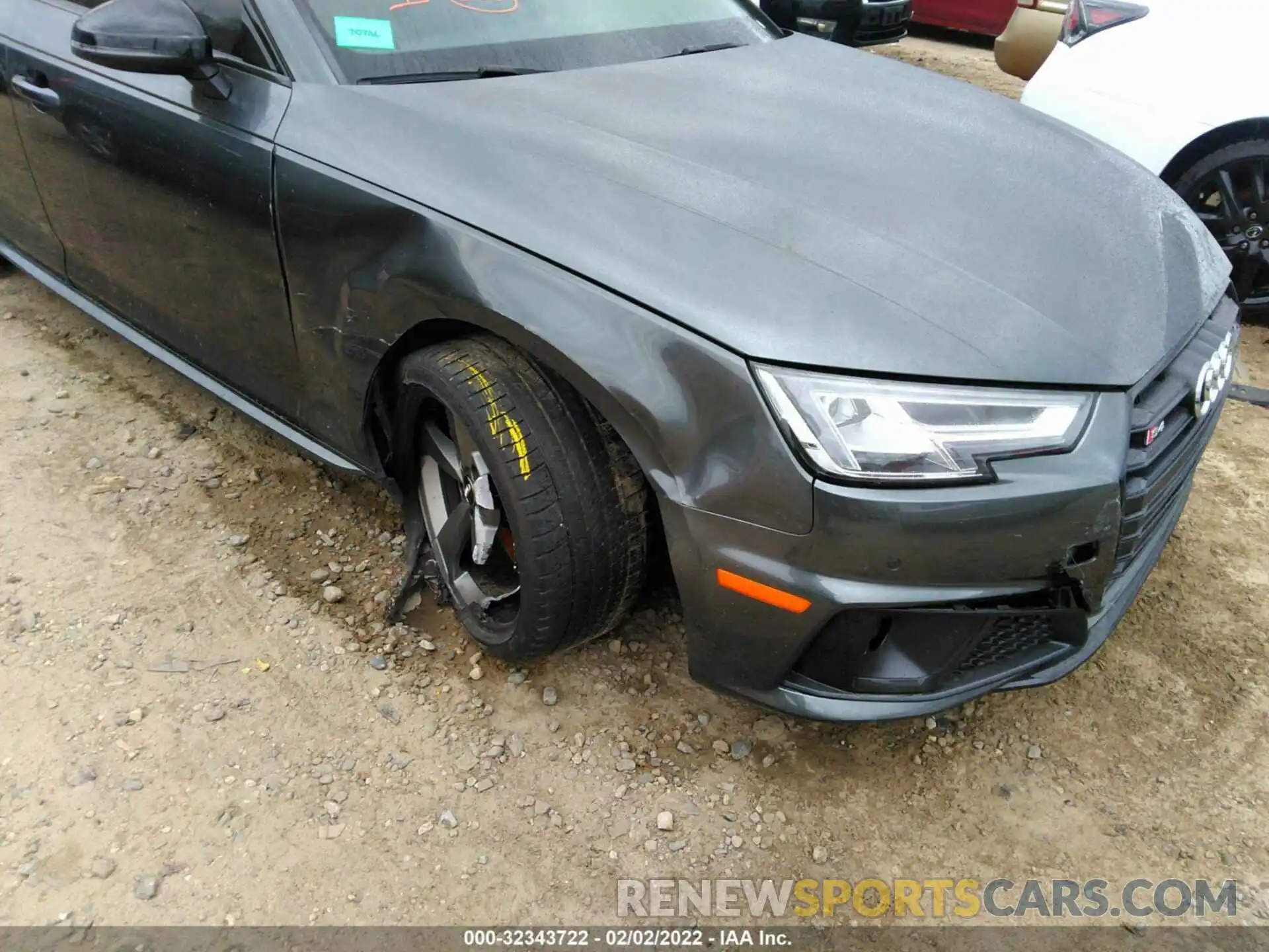 6 Photograph of a damaged car WAUB4BF4XKA105819 AUDI S4 2019