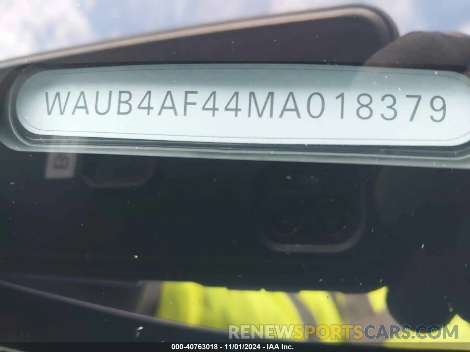 9 Photograph of a damaged car WAUB4AF44MA018379 AUDI S4 2021